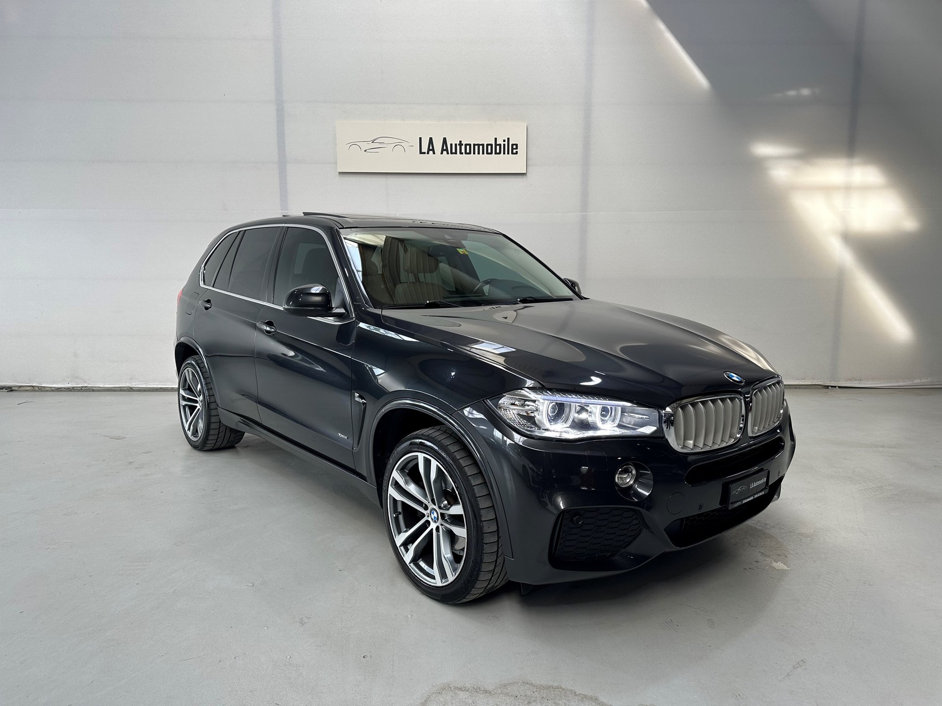 BMW X5 xDrive 30d M-Sport Steptronic-image-4