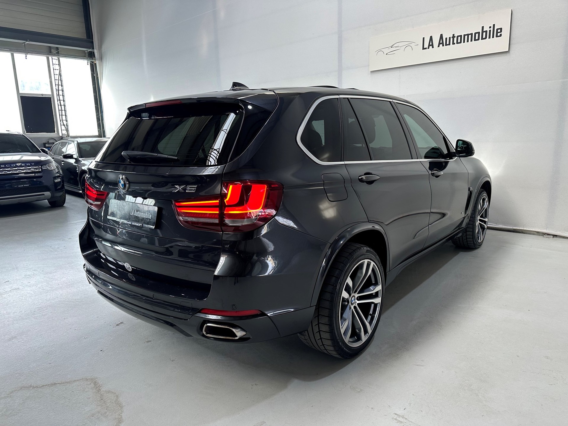 BMW X5 xDrive 30d M-Sport Steptronic-image-8