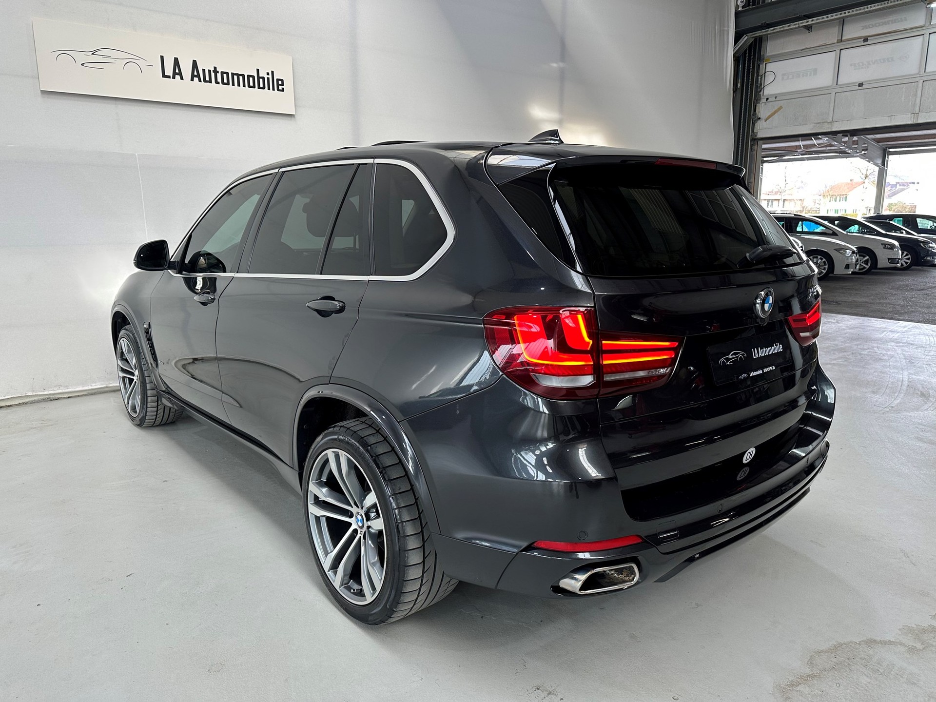 BMW X5 xDrive 30d M-Sport Steptronic-image-9
