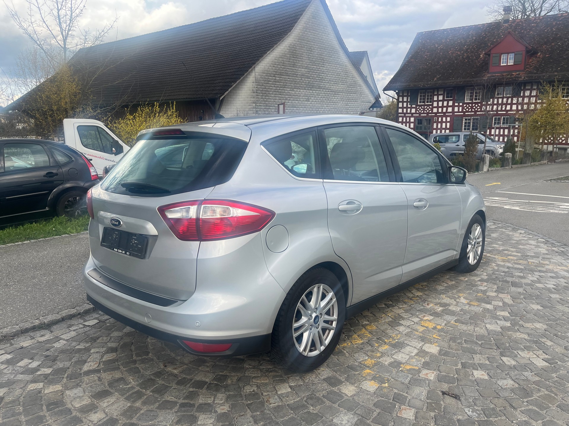 FORD C-Max 2.0 TDCi Carving PowerShift-image-2