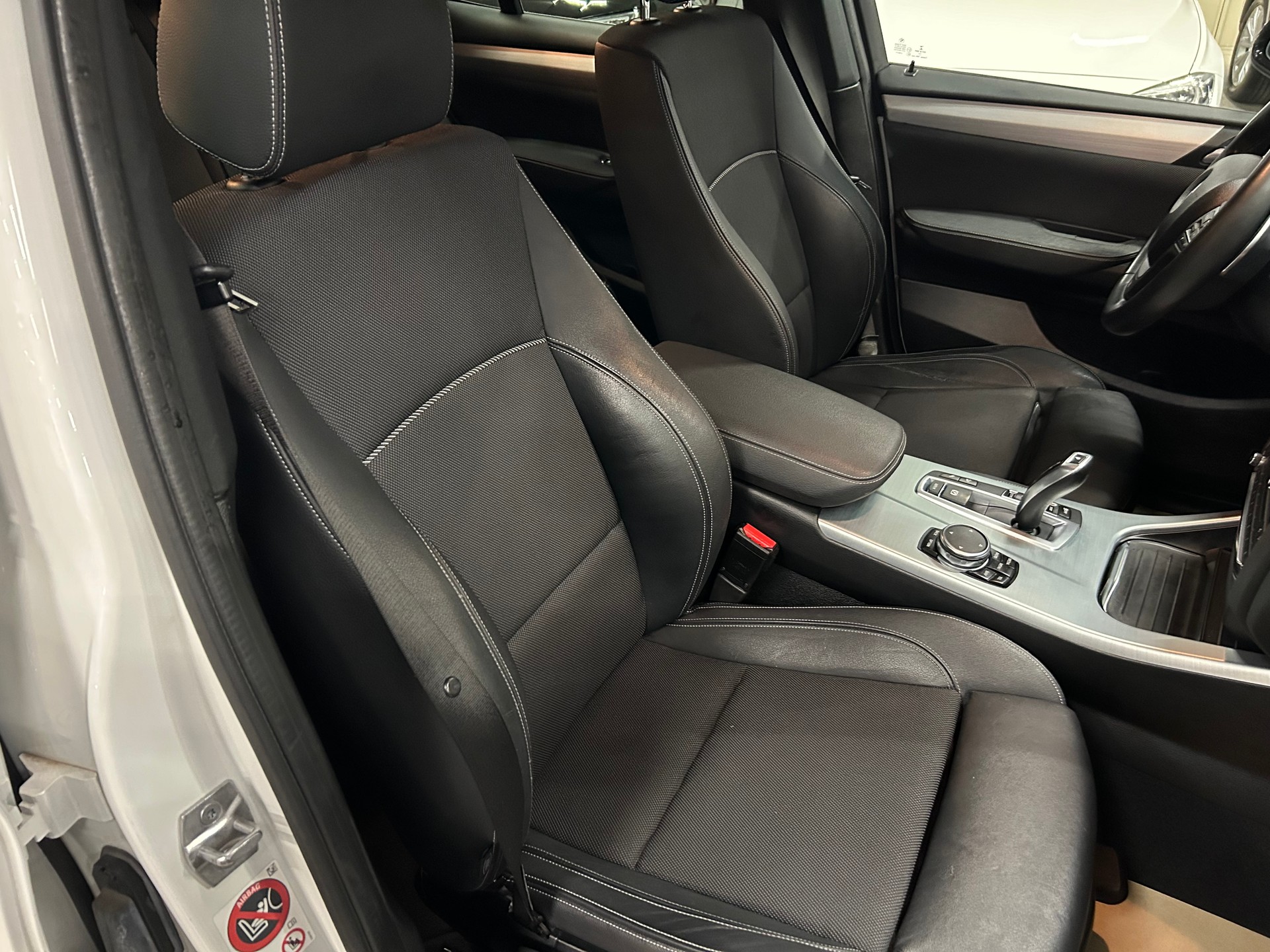 BMW X3 xDrive 20d Steptronic-image-14