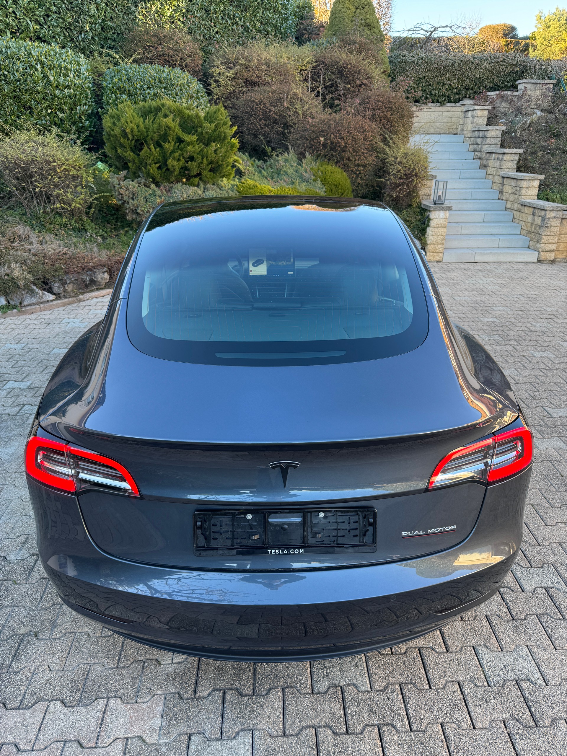 TESLA Model 3 Long Range Dual Motor AWD-image-11