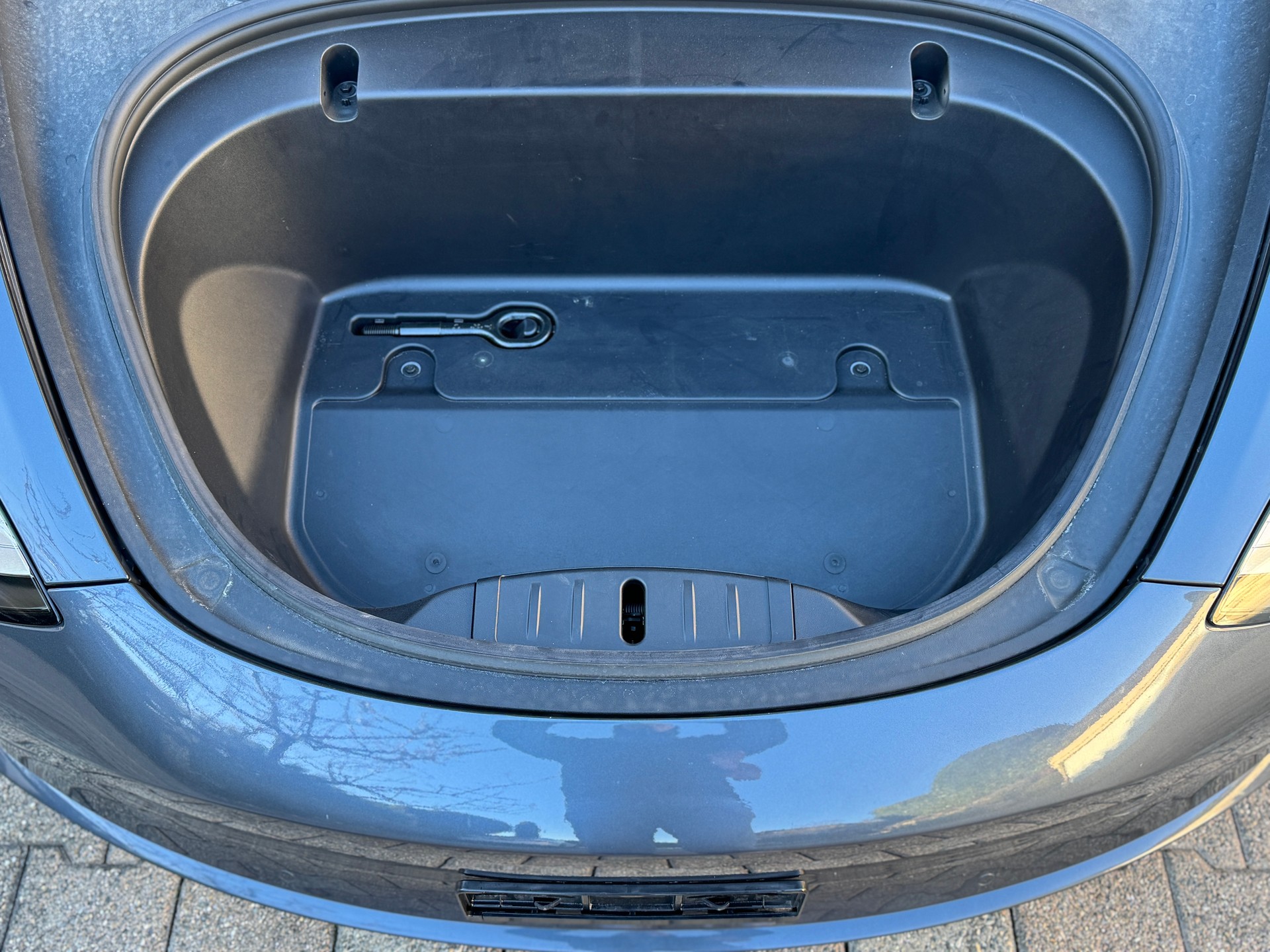 TESLA Model 3 Long Range Dual Motor AWD-image-10