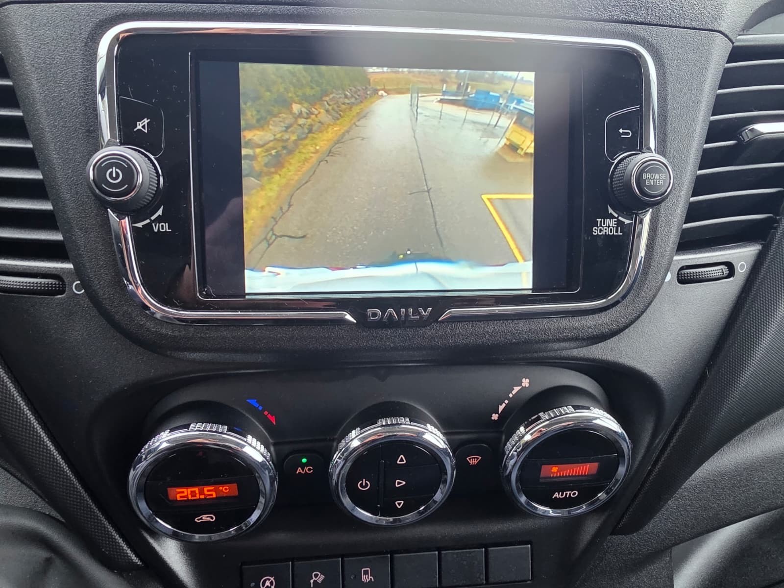 IVECO 35S14HA8V Fourgon 12m3 ou-image-13