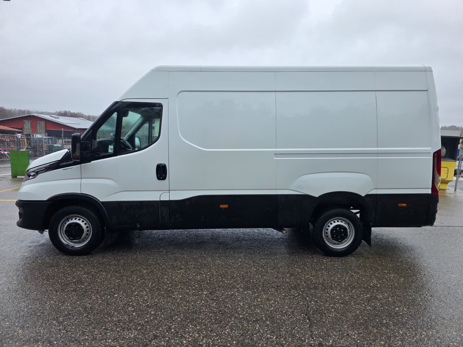 IVECO 35S14HA8V Fourgon 12m3 ou-image-8
