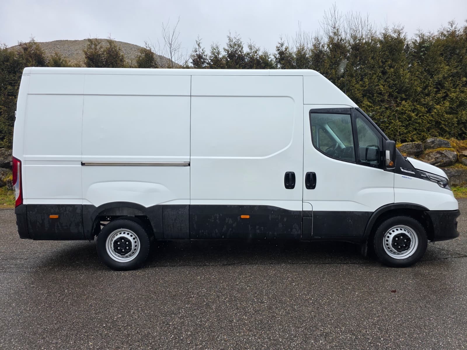 IVECO 35S14HA8V Fourgon 12m3 ou-image-9