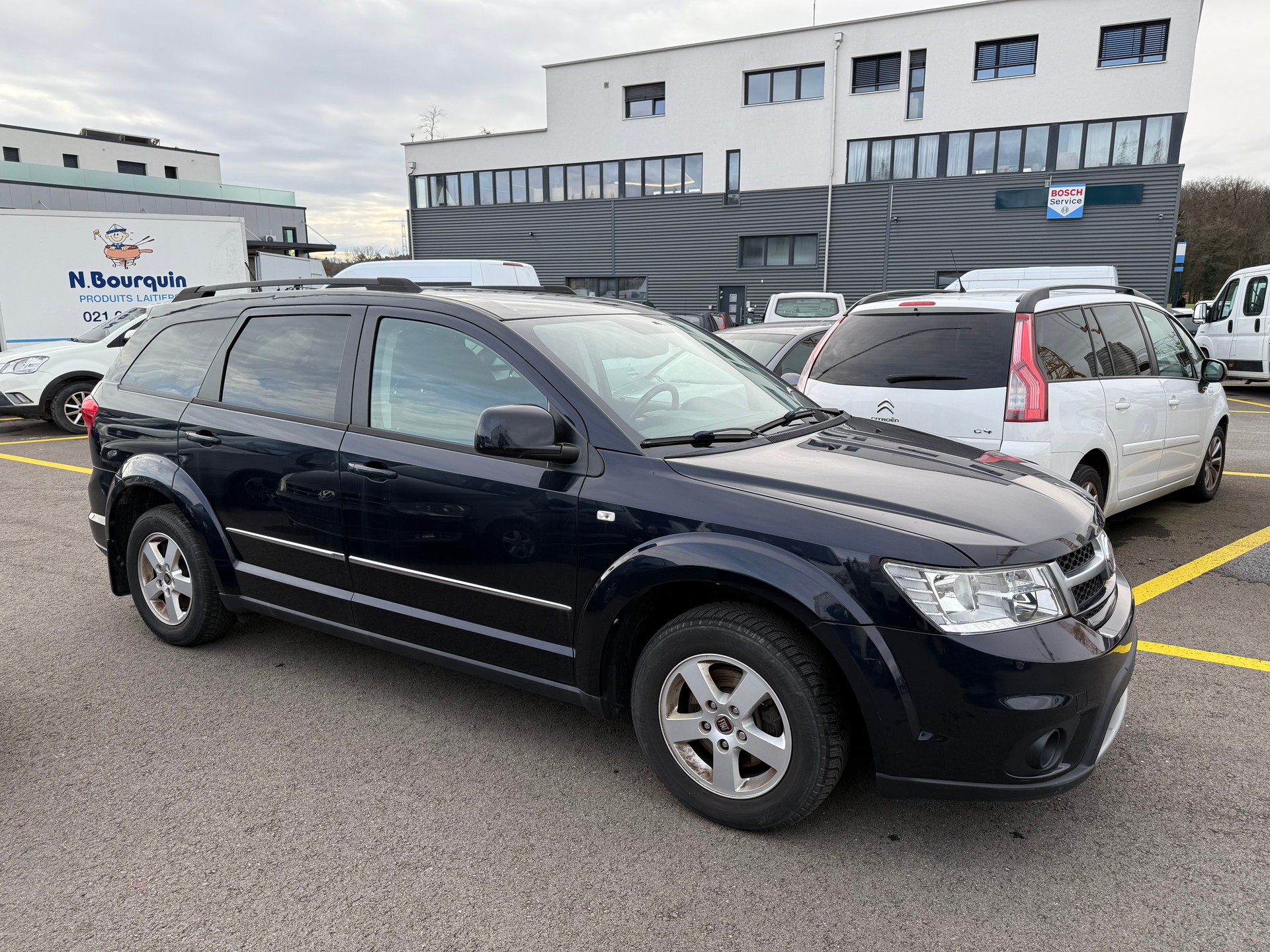 FIAT Freemont 3.6 V6 Lounge AWD Automatic-image-2