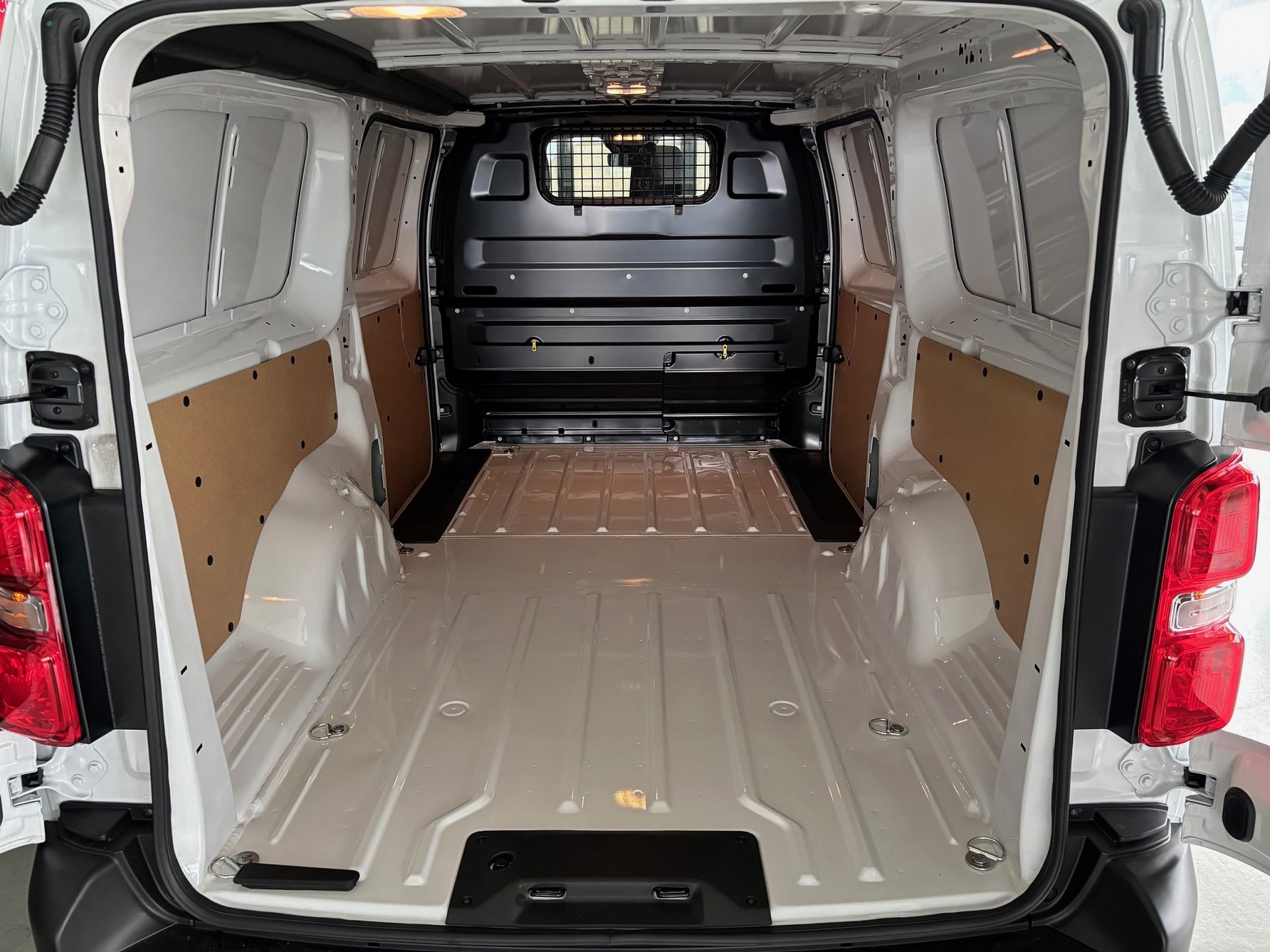 TOYOTA PROACE Van L2 75KWh Advanced-image-5