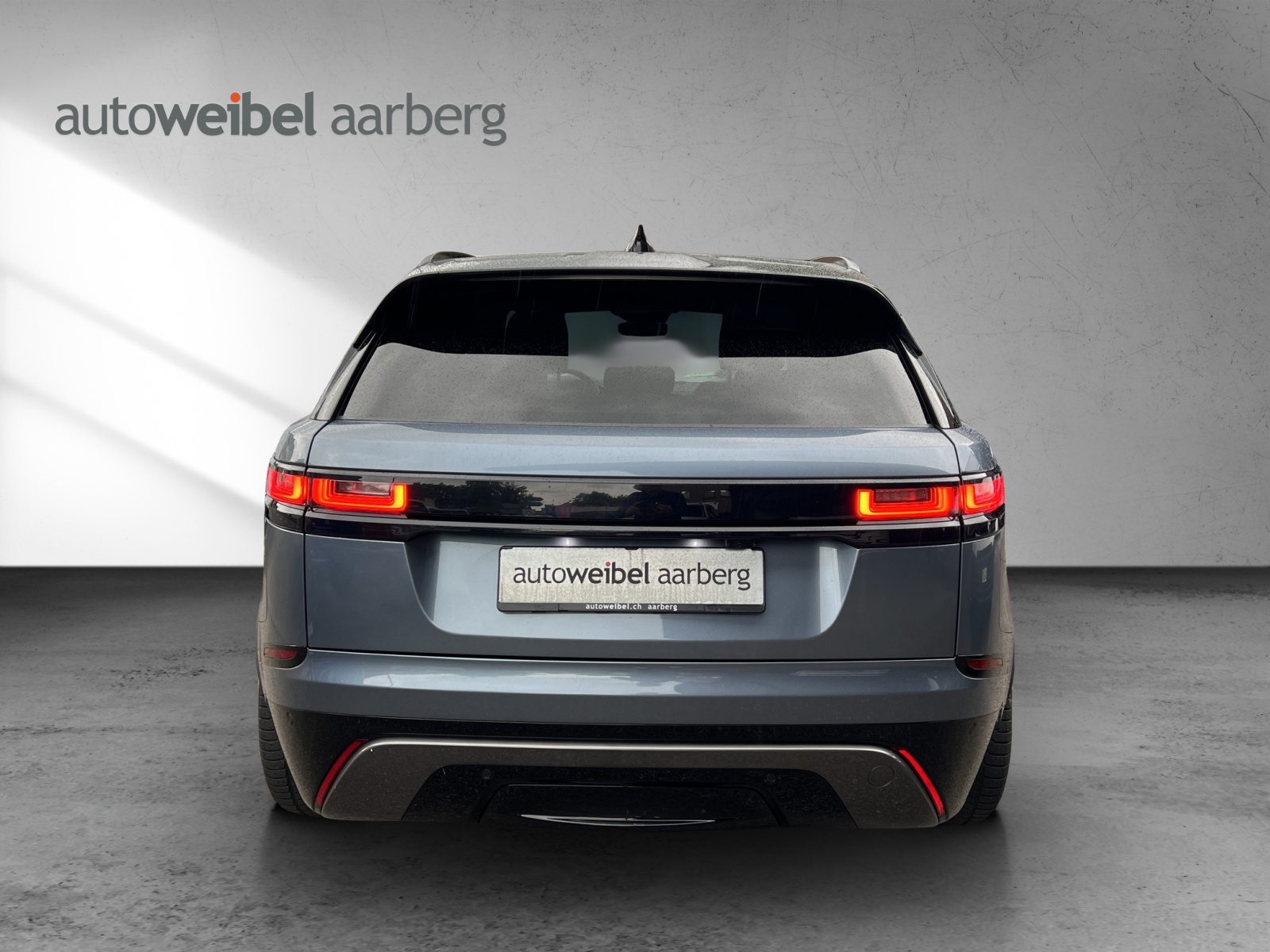 LAND ROVER Range Rover Velar R-Dynamic D 240 SE Automatic-showroom-element-2
