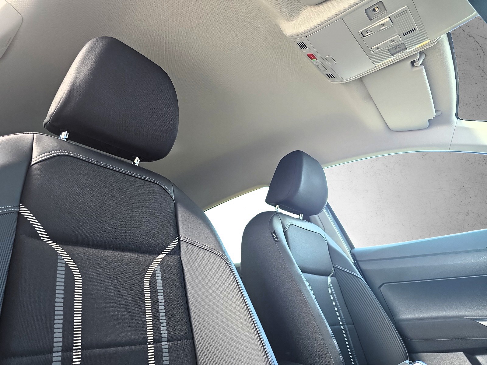 VW Taigo 1.5 TSI Style DSG-image-11