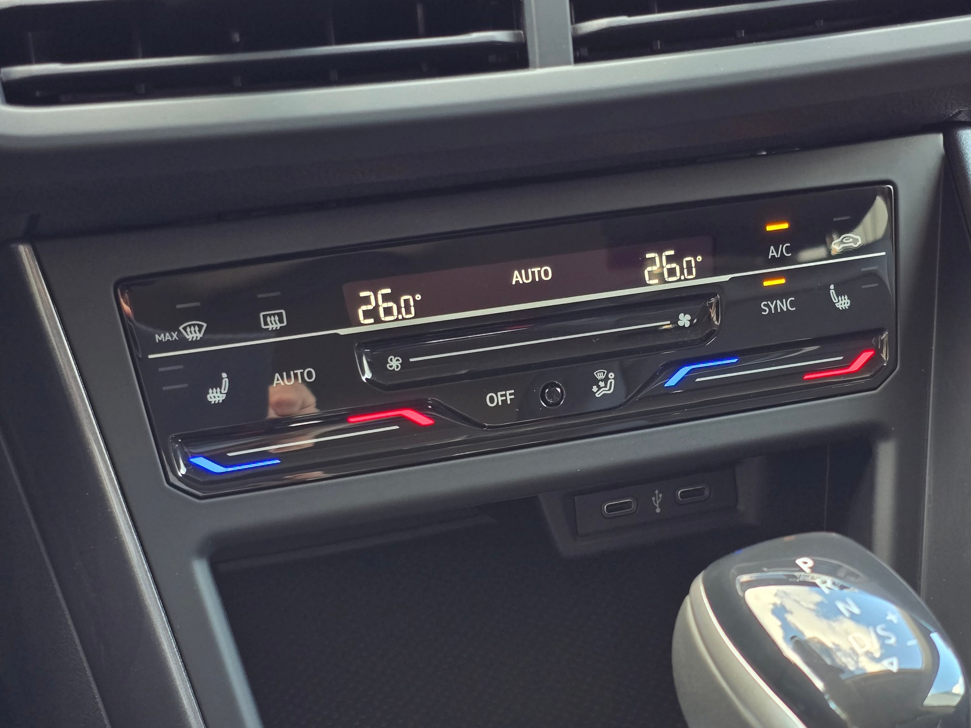 VW Taigo 1.5 TSI Style DSG-image-24