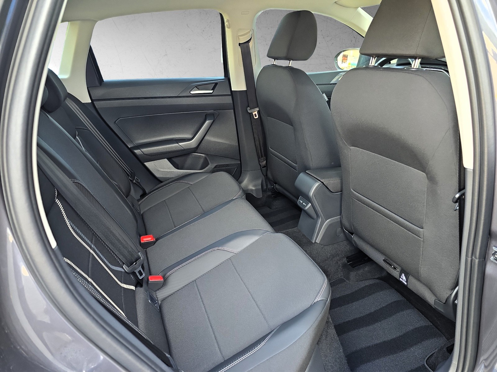 VW Taigo 1.5 TSI Style DSG-image-13