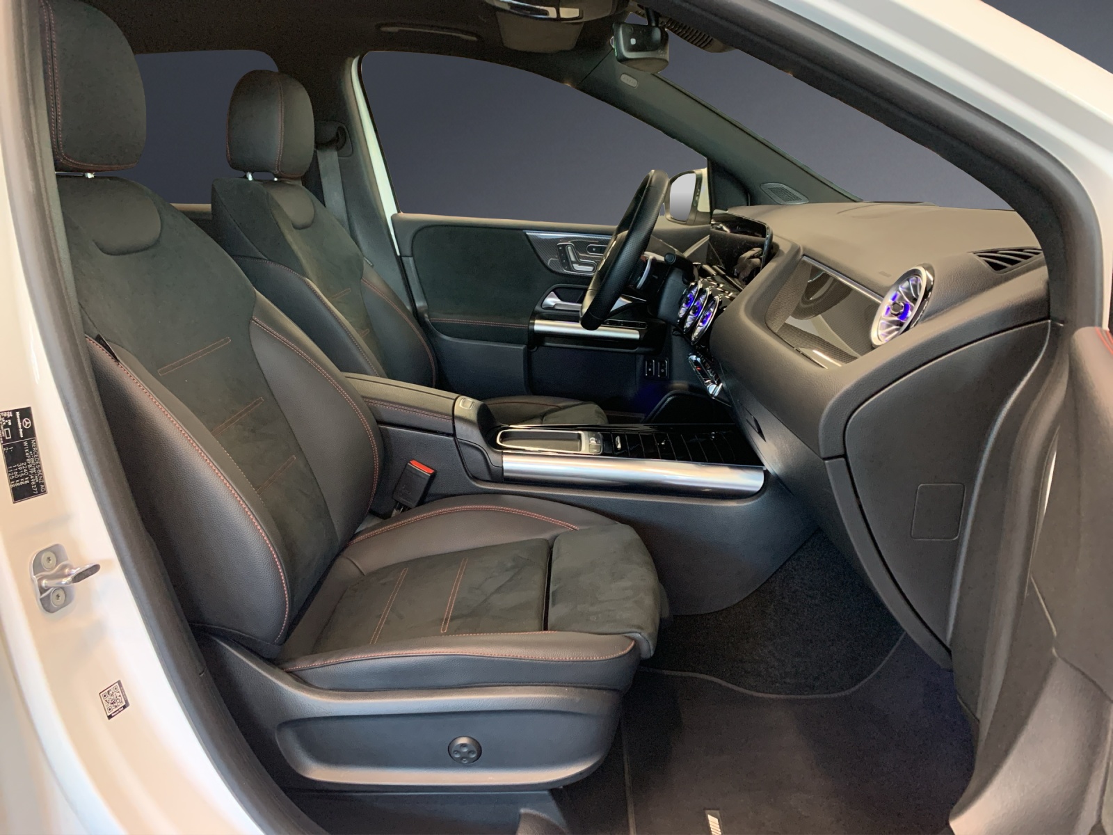 MERCEDES-BENZ B 250 e 8G-DCT-image-7