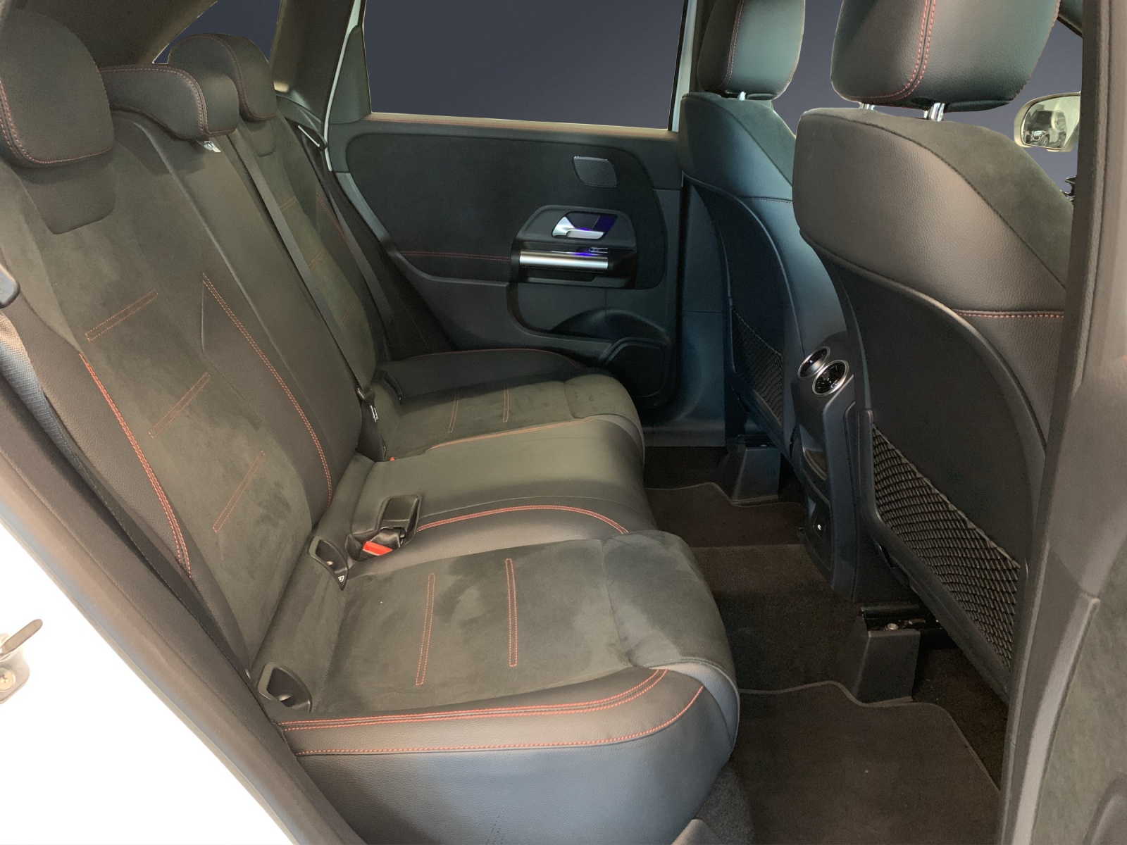 MERCEDES-BENZ B 250 e 8G-DCT-image-13
