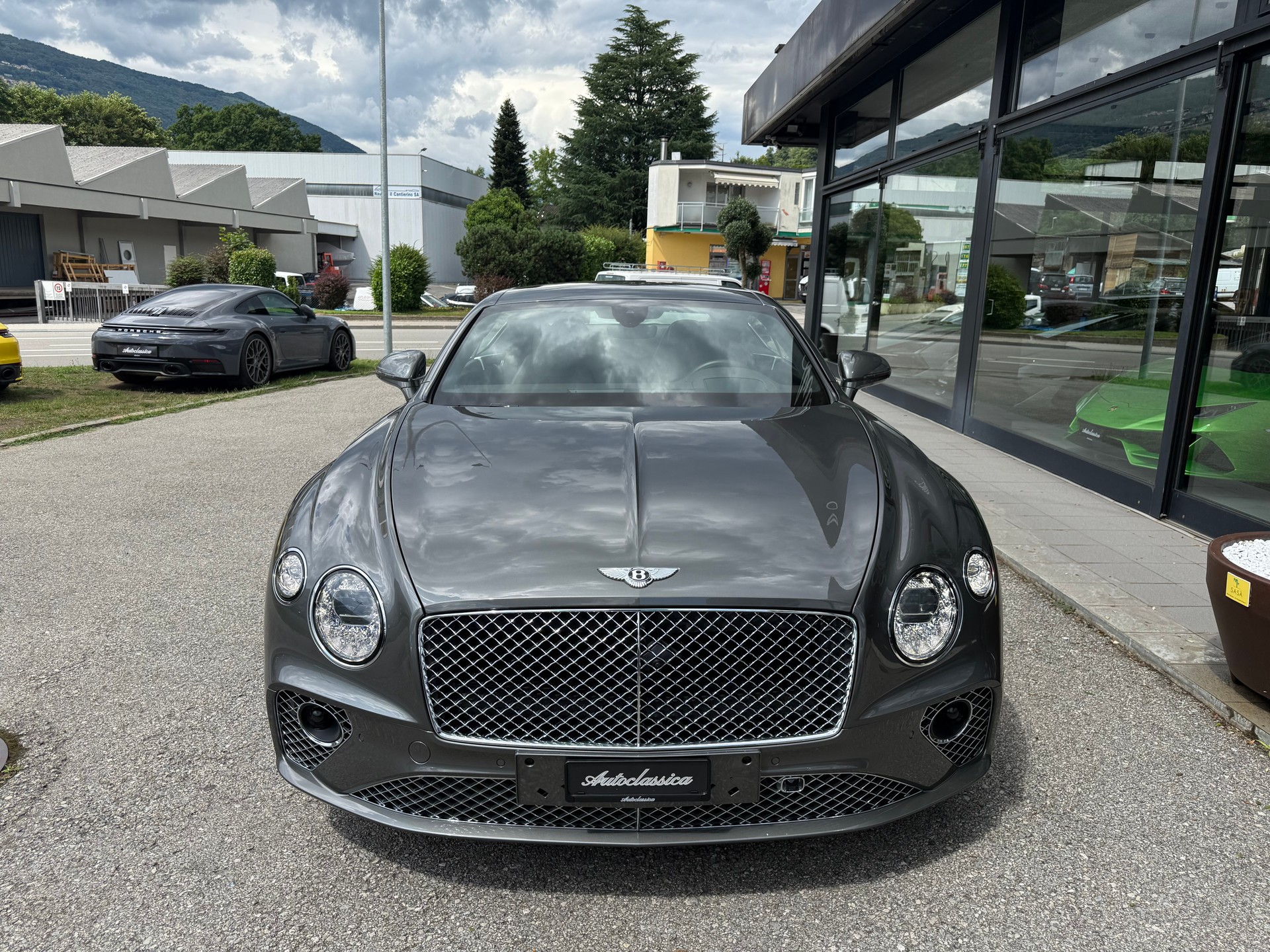 BENTLEY Continental GT 4.0 V8-showroom-element-1