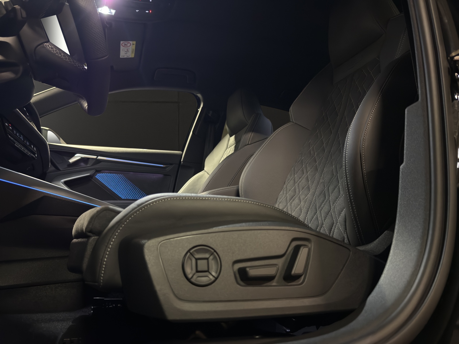 AUDI A3 allstreet TFSI 110 kW Attraction S tronic-image-22