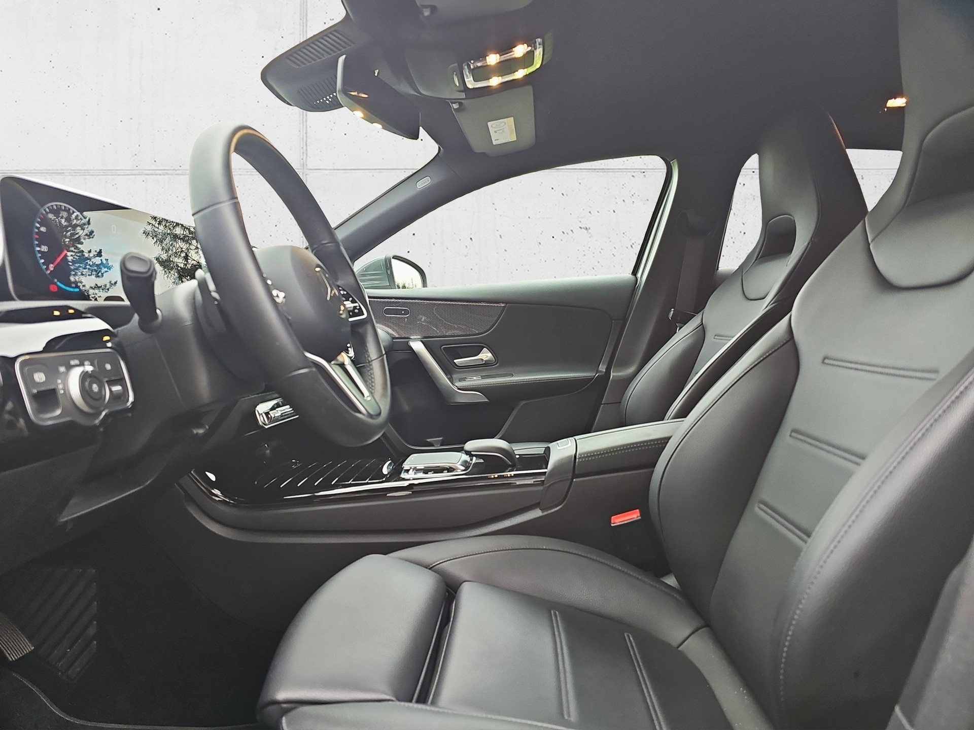 MERCEDES-BENZ A 180 d Progressive-image-10