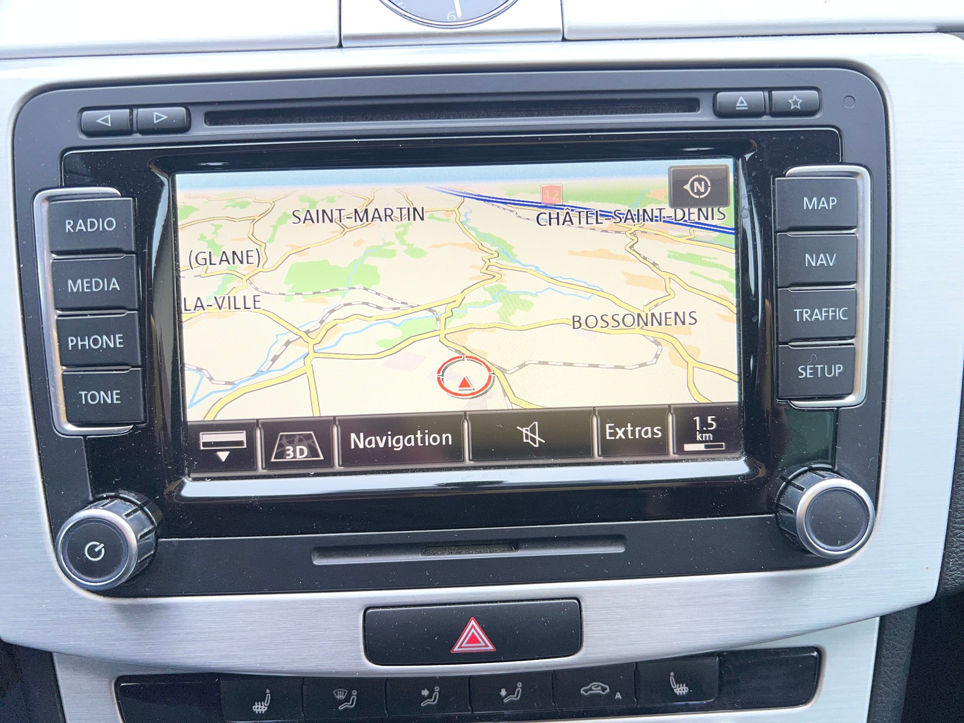 VW Passat Variant 2.0 TDI BMT Highline 4M-image-13