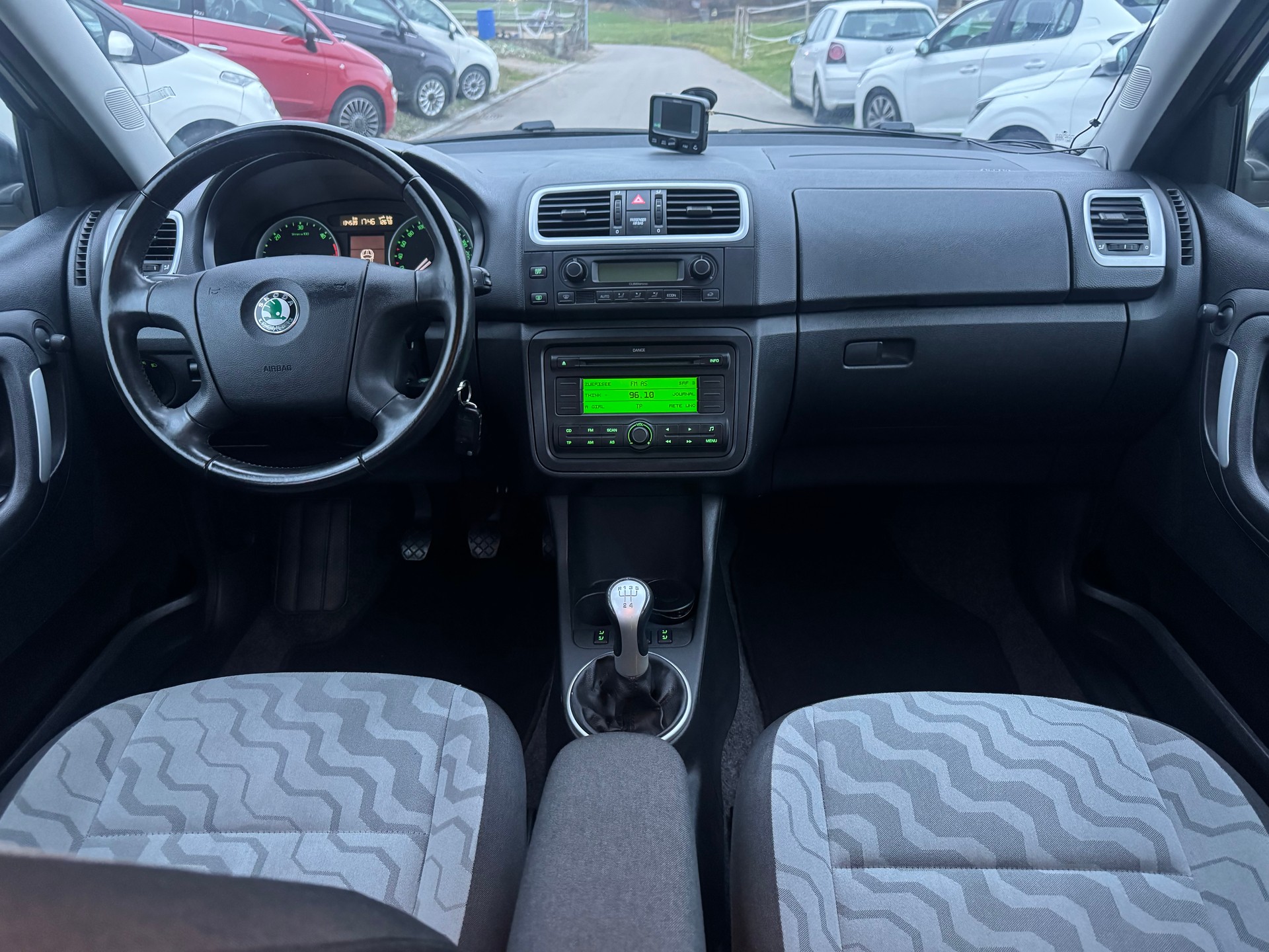 SKODA Fabia 1.4 TDI GreenLine-image-7
