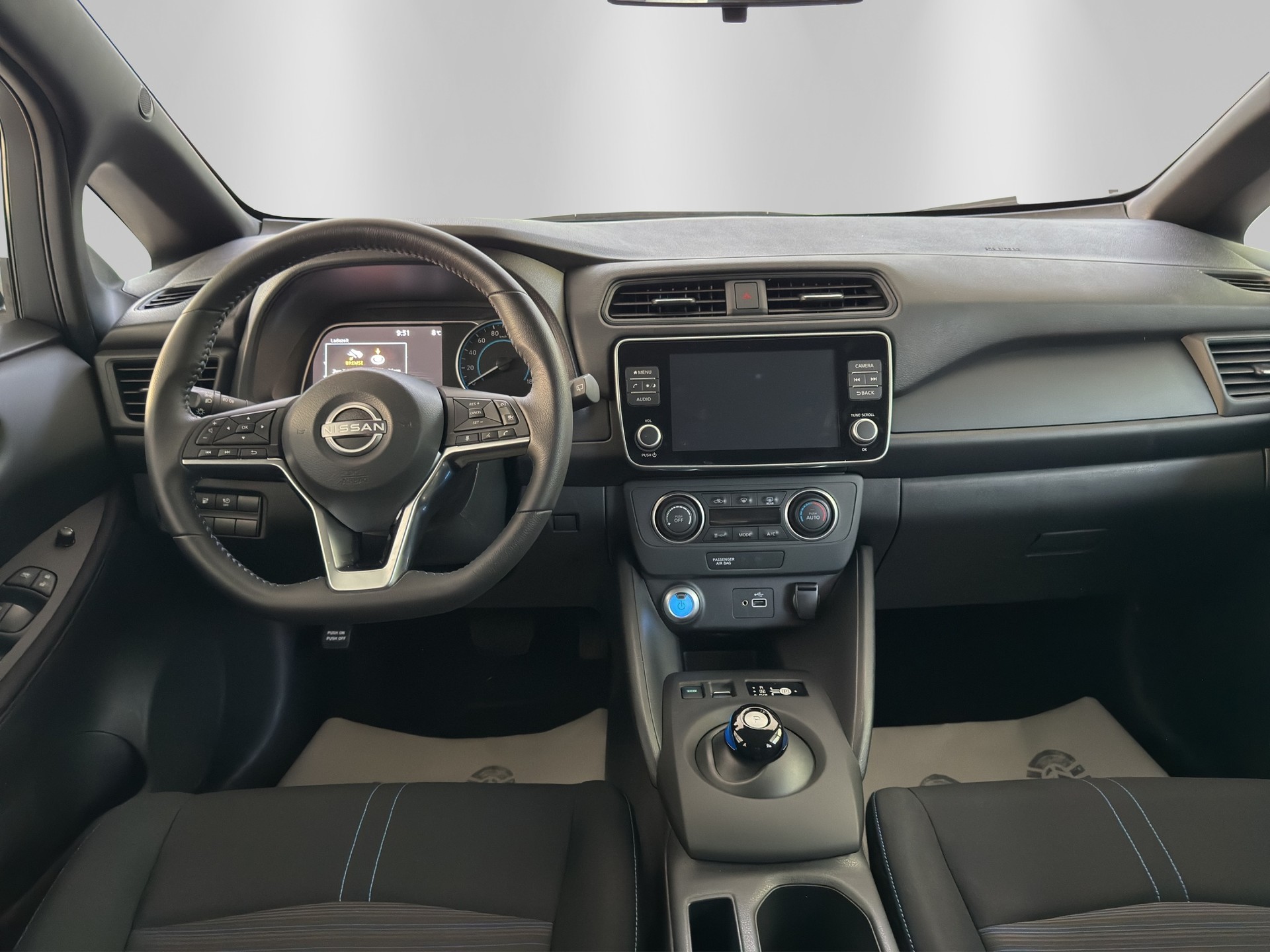 NISSAN Leaf Visia (incl. batt)-image-8