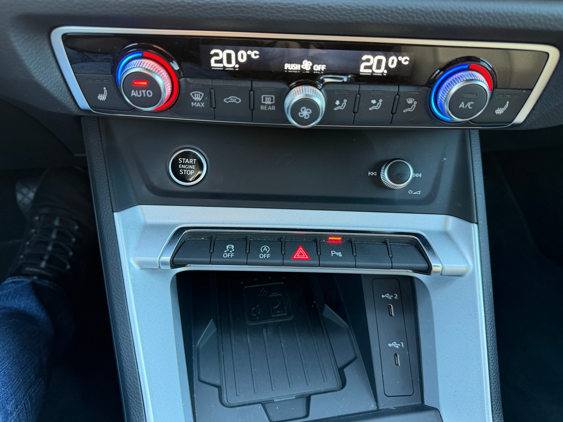 AUDI Q3 35 TFSI S line Attraction S-tronic-image-13