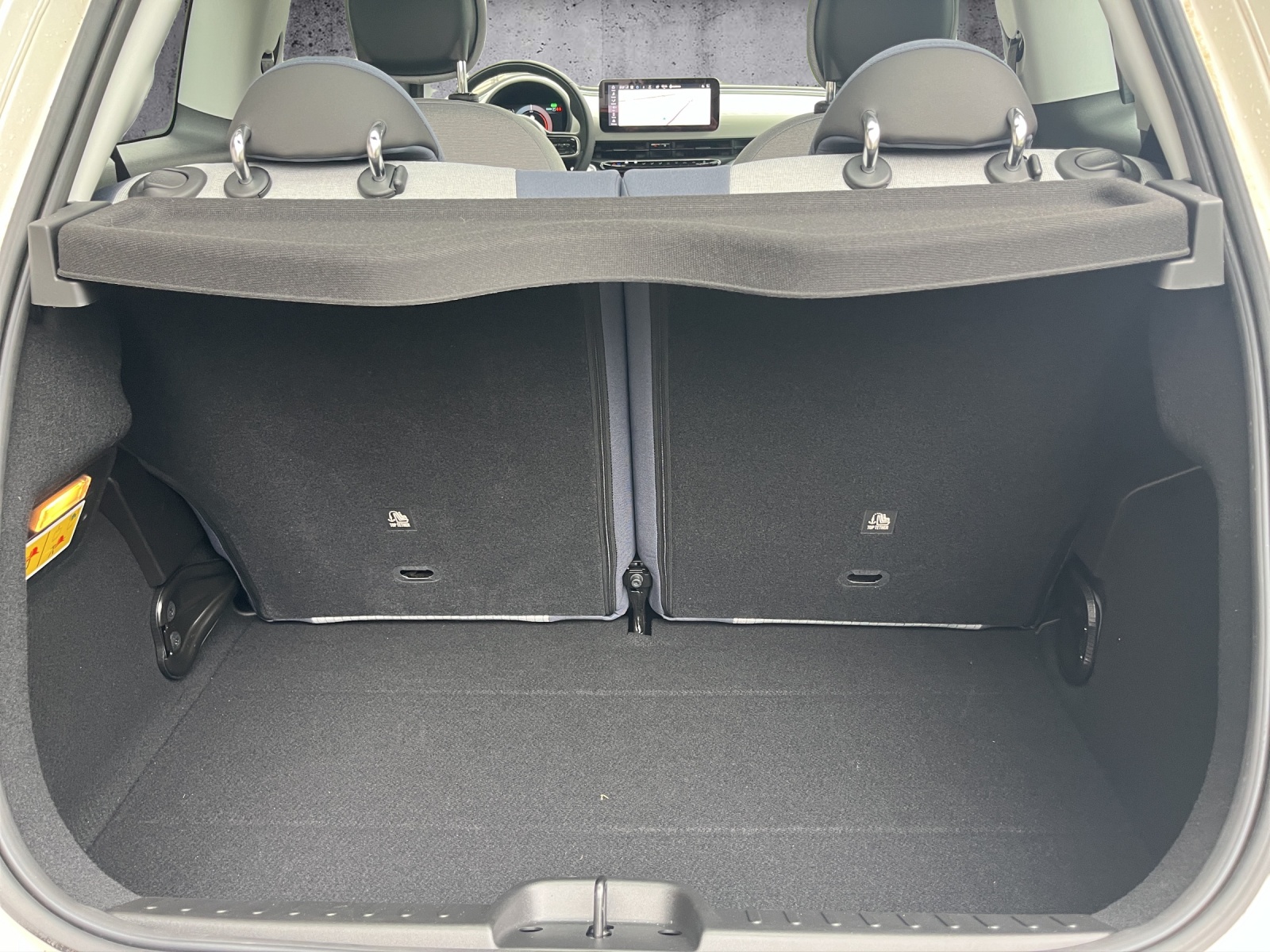 FIAT 500e Swiss Edition 3+1-image-13