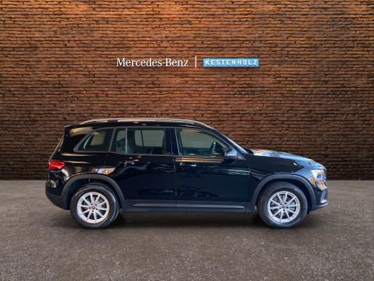 MERCEDES-BENZ GLB 180 7G-Tronic-showroom-element-2