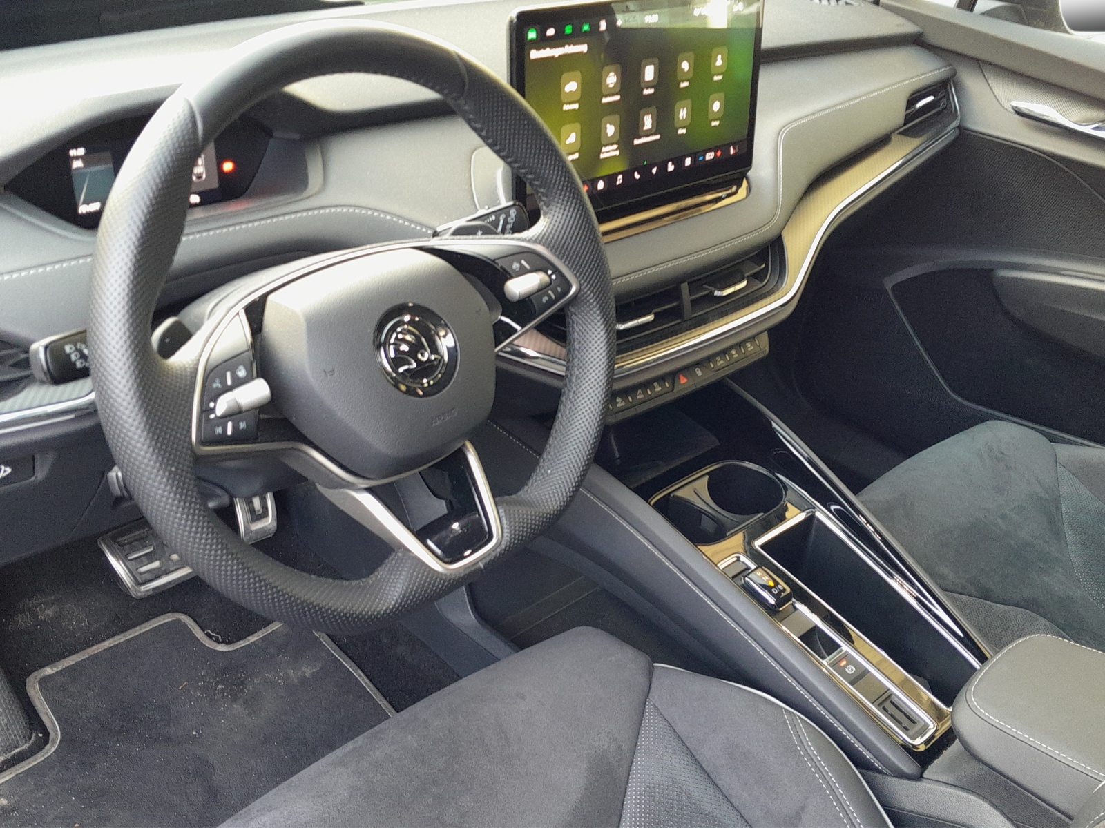 SKODA Enyaq 85x Sportline 4x4-image-7