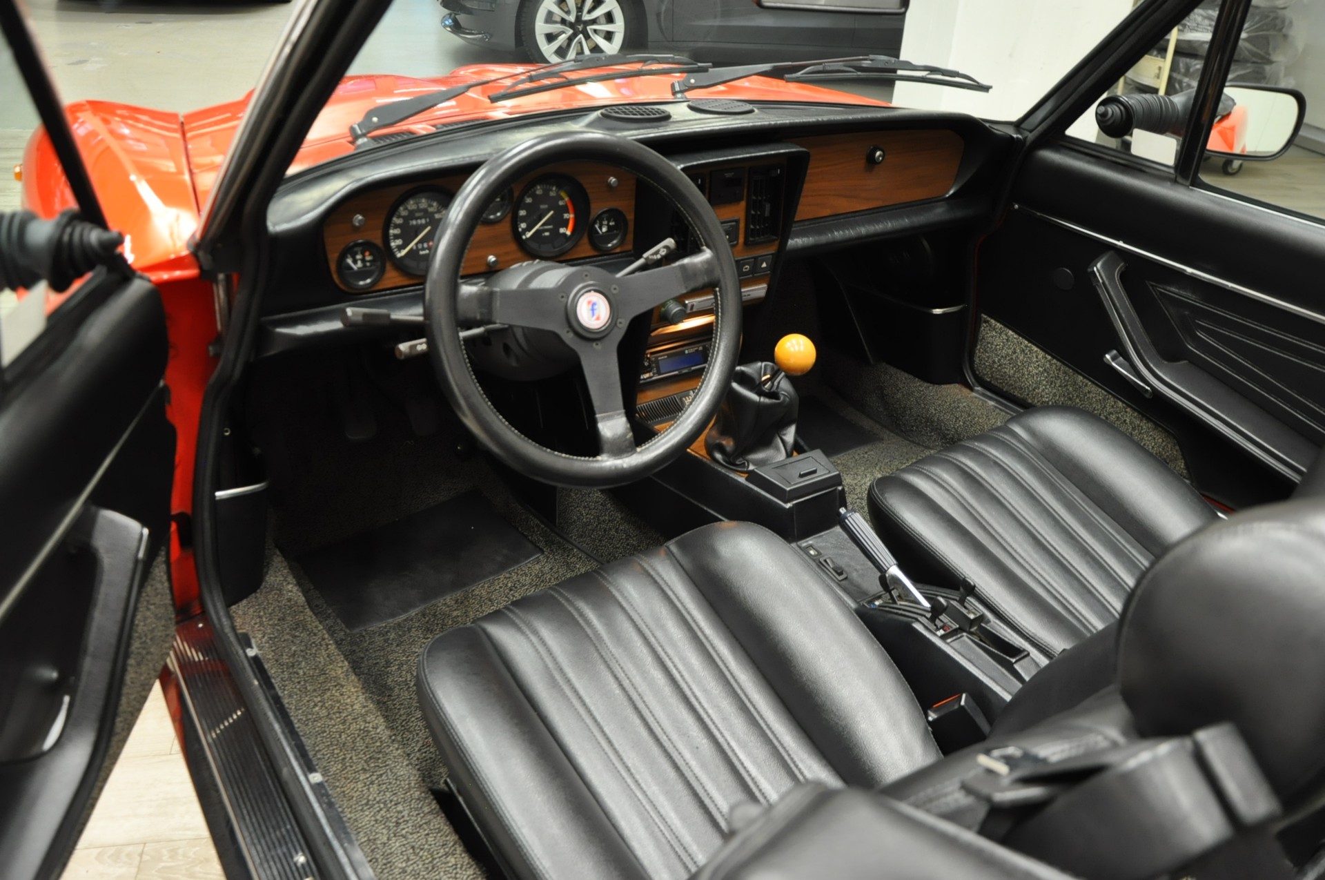 PININFARINA Spyder 124 DS-image-9