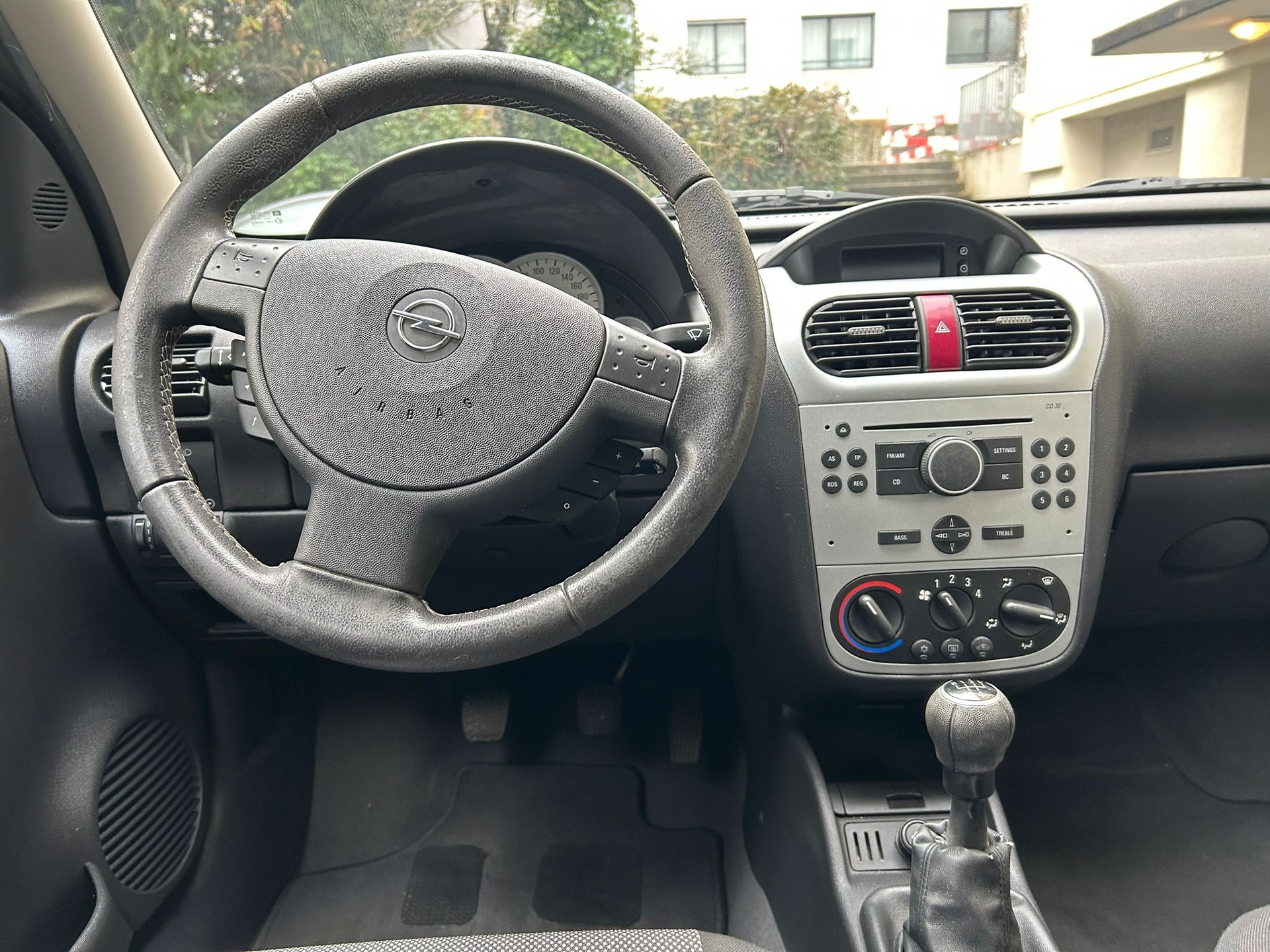 OPEL Corsa 1.2 TP (Essentia)-image-5