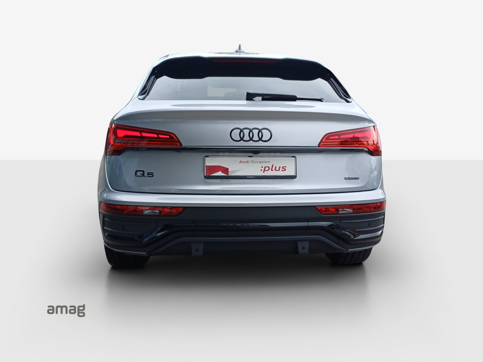 AUDI Q5 Sportback 50 TFSI e PHEV S line quattro S-tronic-image-4