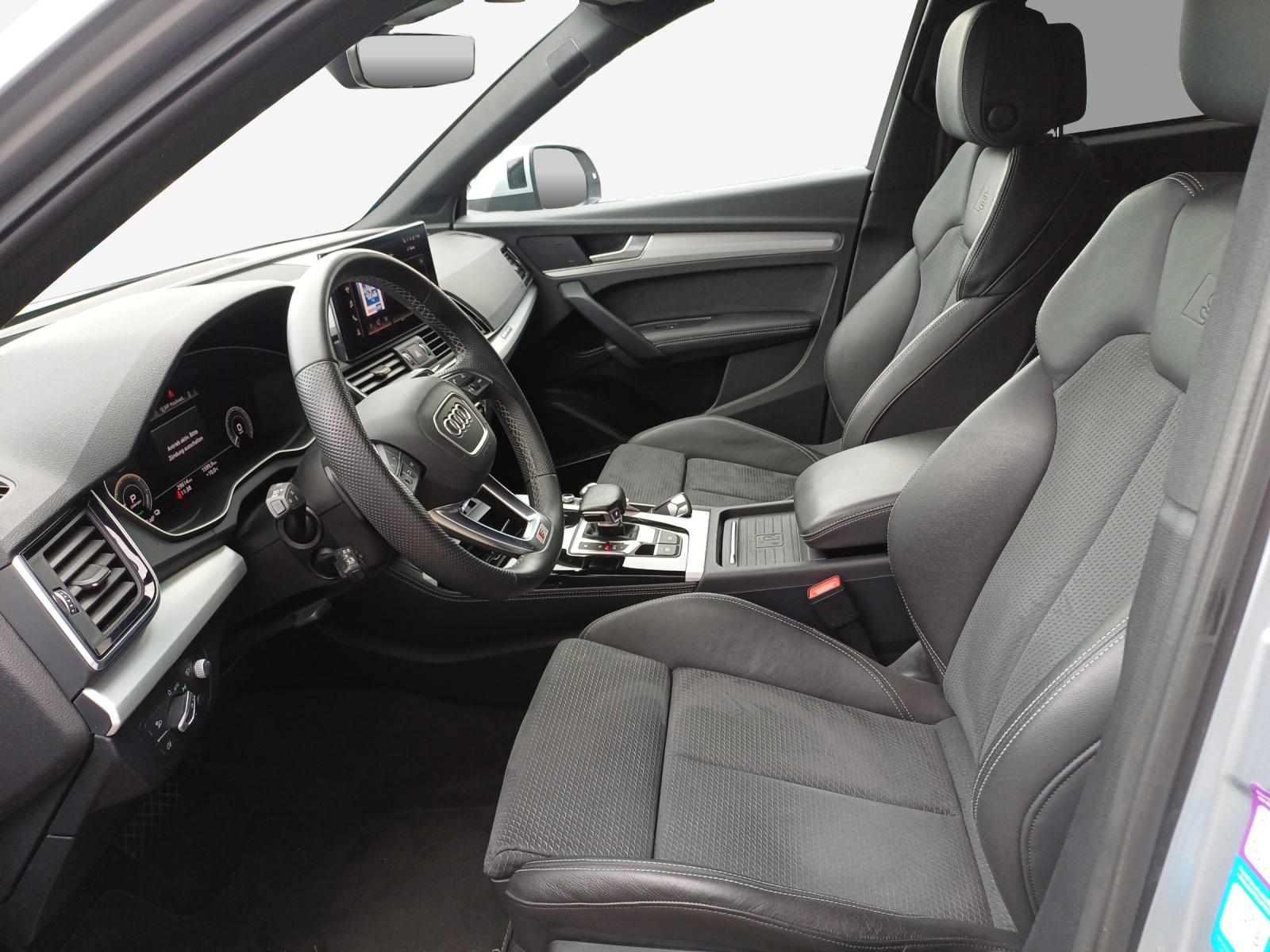 AUDI Q5 Sportback 50 TFSI e PHEV S line quattro S-tronic-image-8