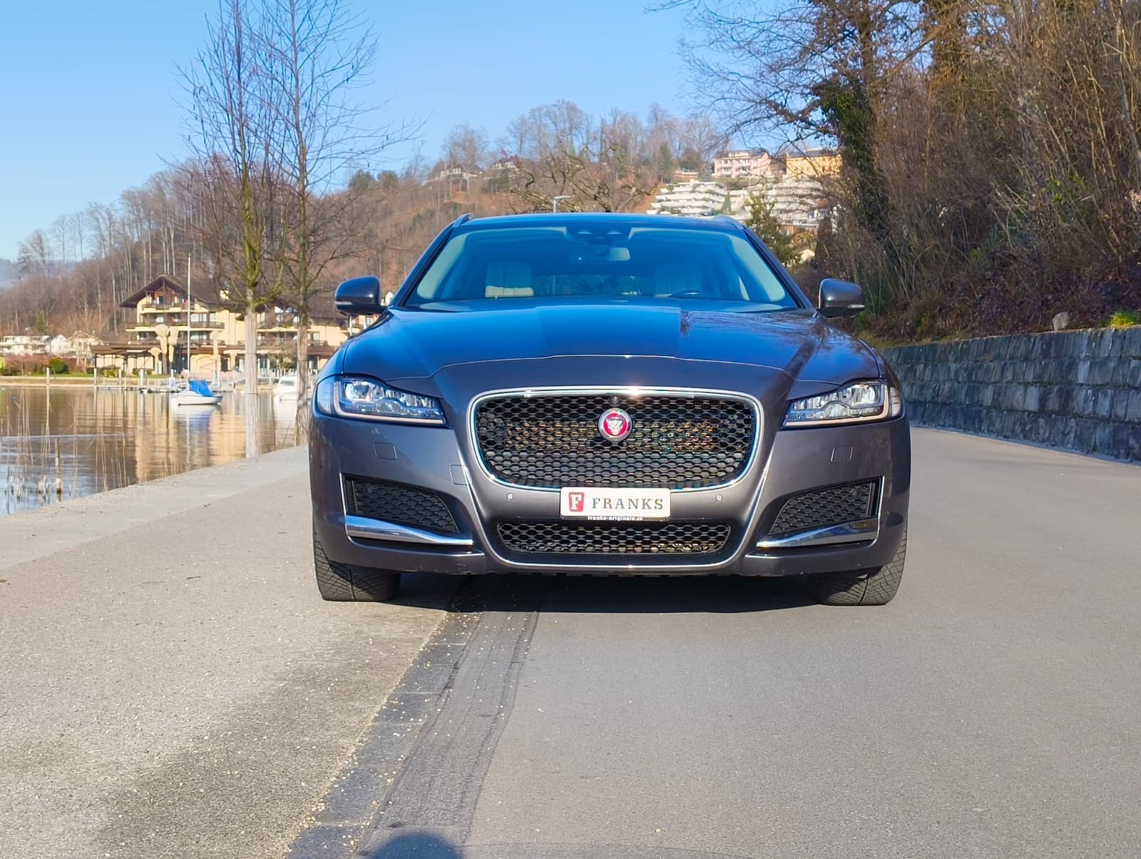 JAGUAR XF Sportbrake 25d Portfolio AWD Automatic-image-5