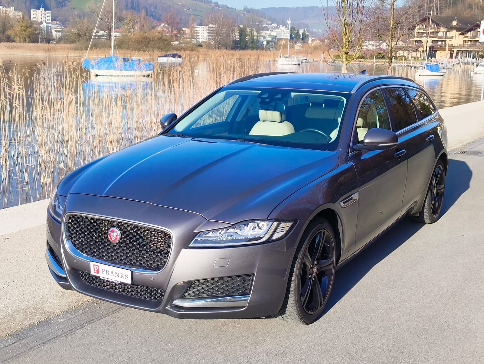 JAGUAR XF Sportbrake 25d Portfolio AWD Automatic-image-0