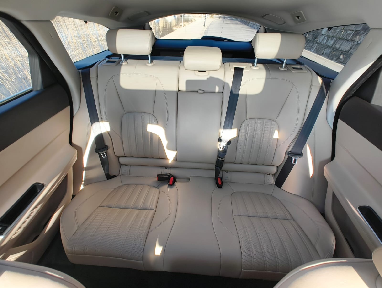 JAGUAR XF Sportbrake 25d Portfolio AWD Automatic-image-7