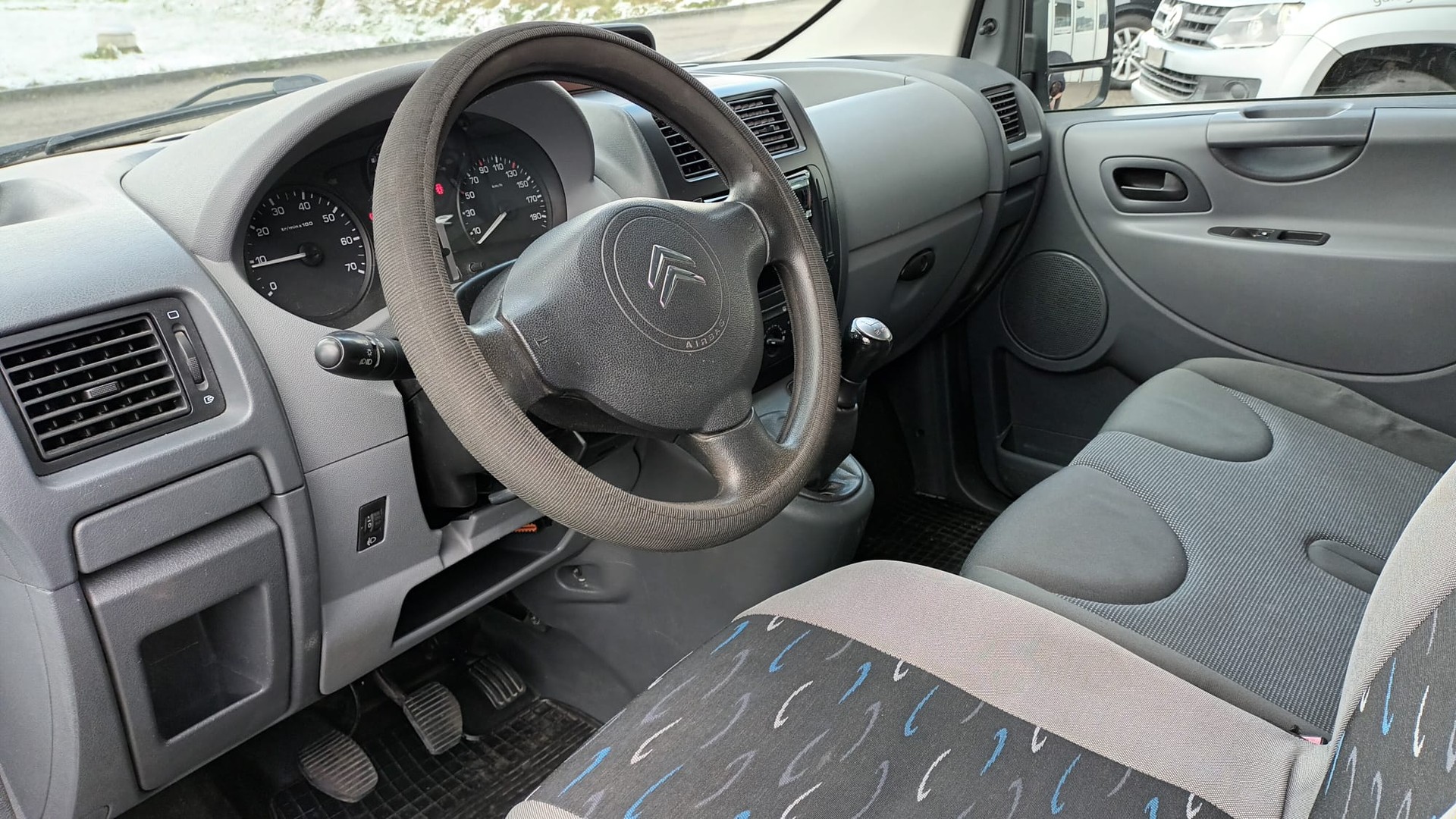 CITROEN Jumpy 1.6 HDi 12 L1H1-image-8