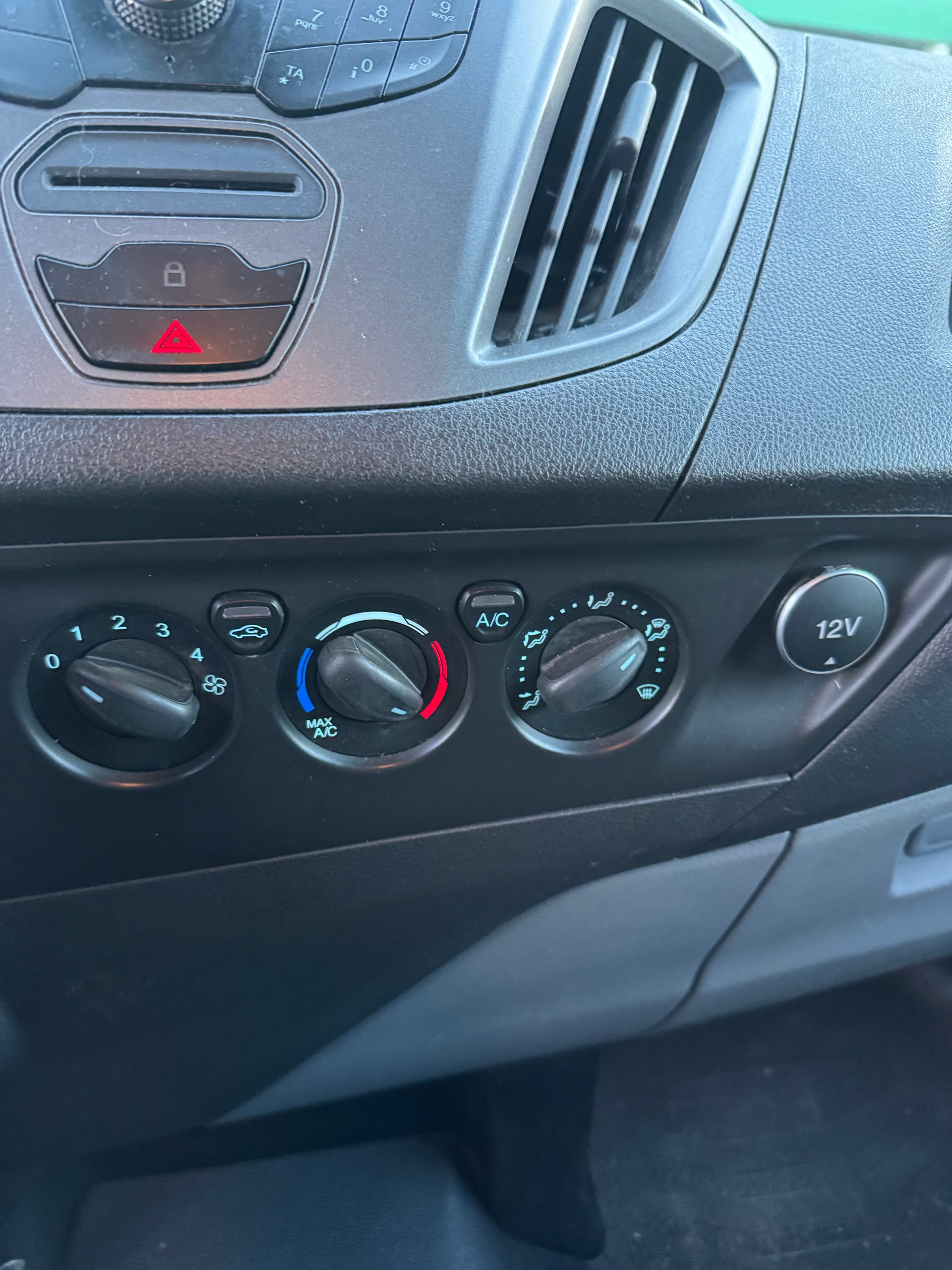 FORD Transit Custom Van 270 L1H1 Startup-image-9