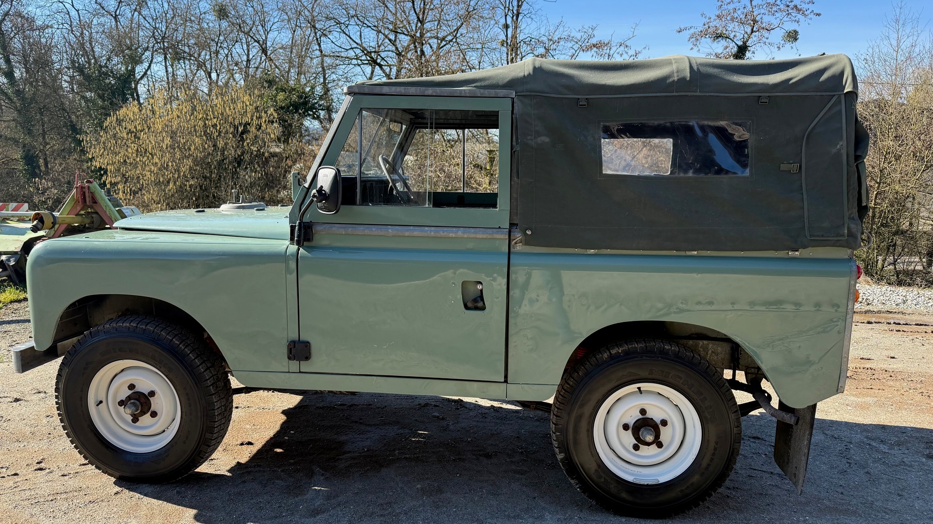LAND ROVER 3-image-4
