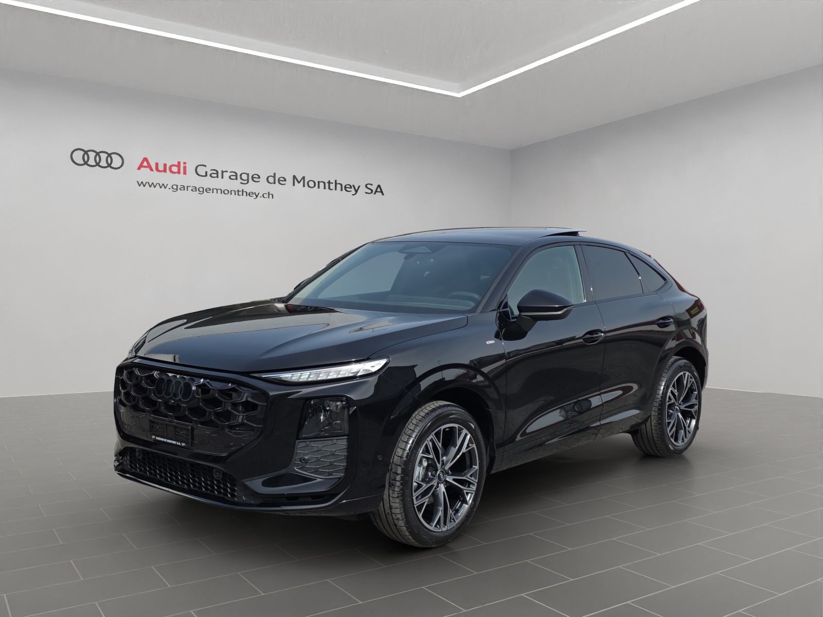 AUDI Q3 Sportback 110 kW TFSI S tronic-image-0