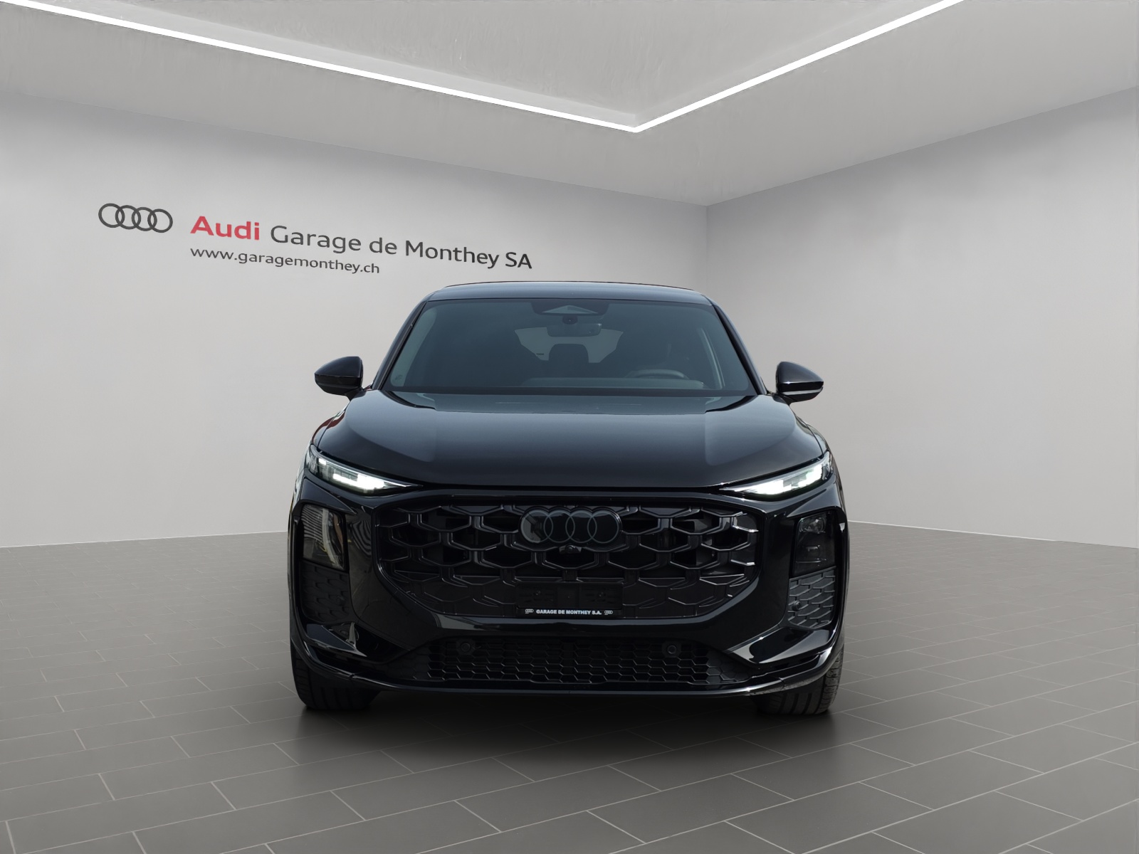 AUDI Q3 Sportback 110 kW TFSI S tronic-image-1