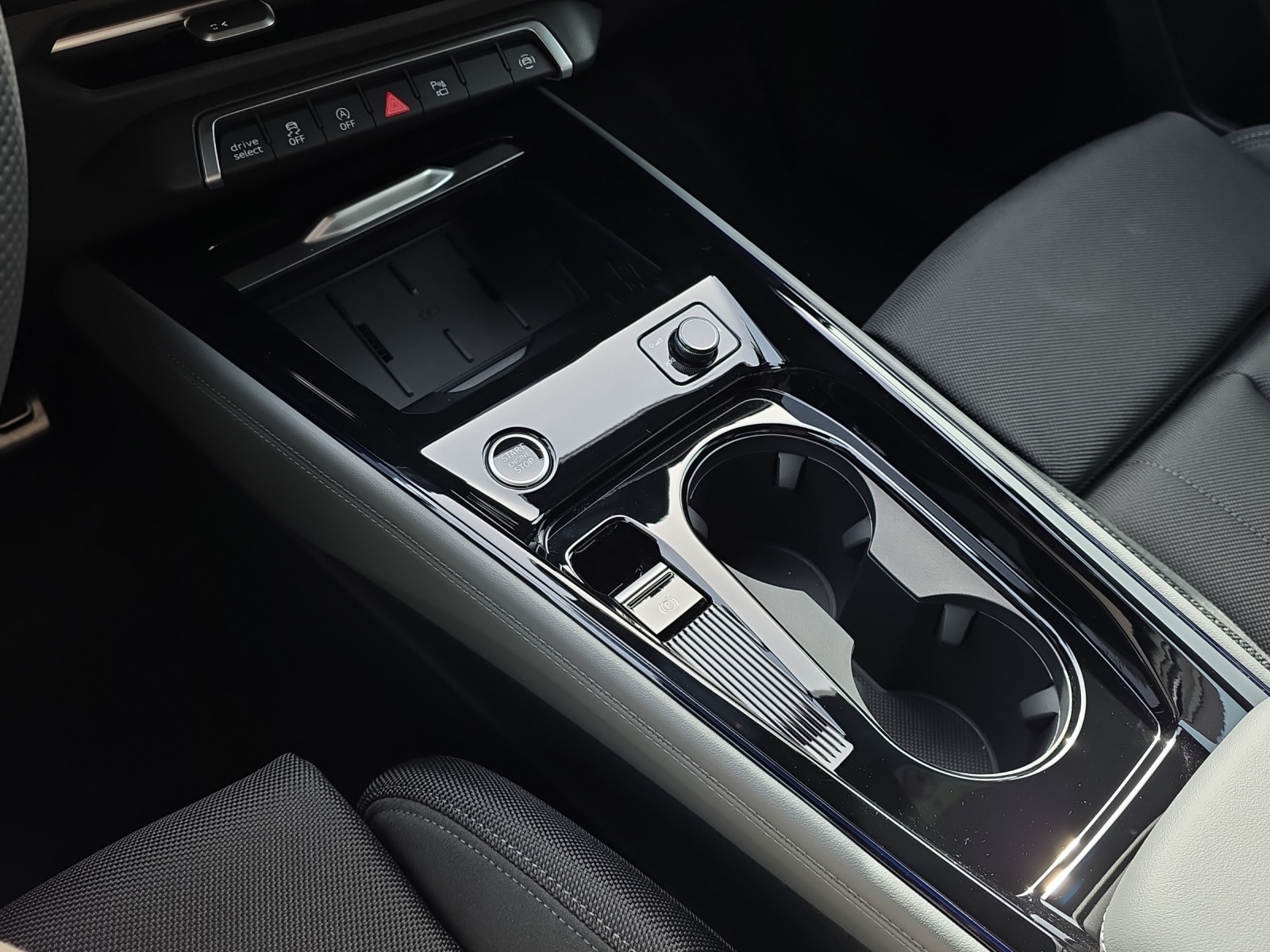 AUDI Q3 Sportback 110 kW TFSI S tronic-image-12