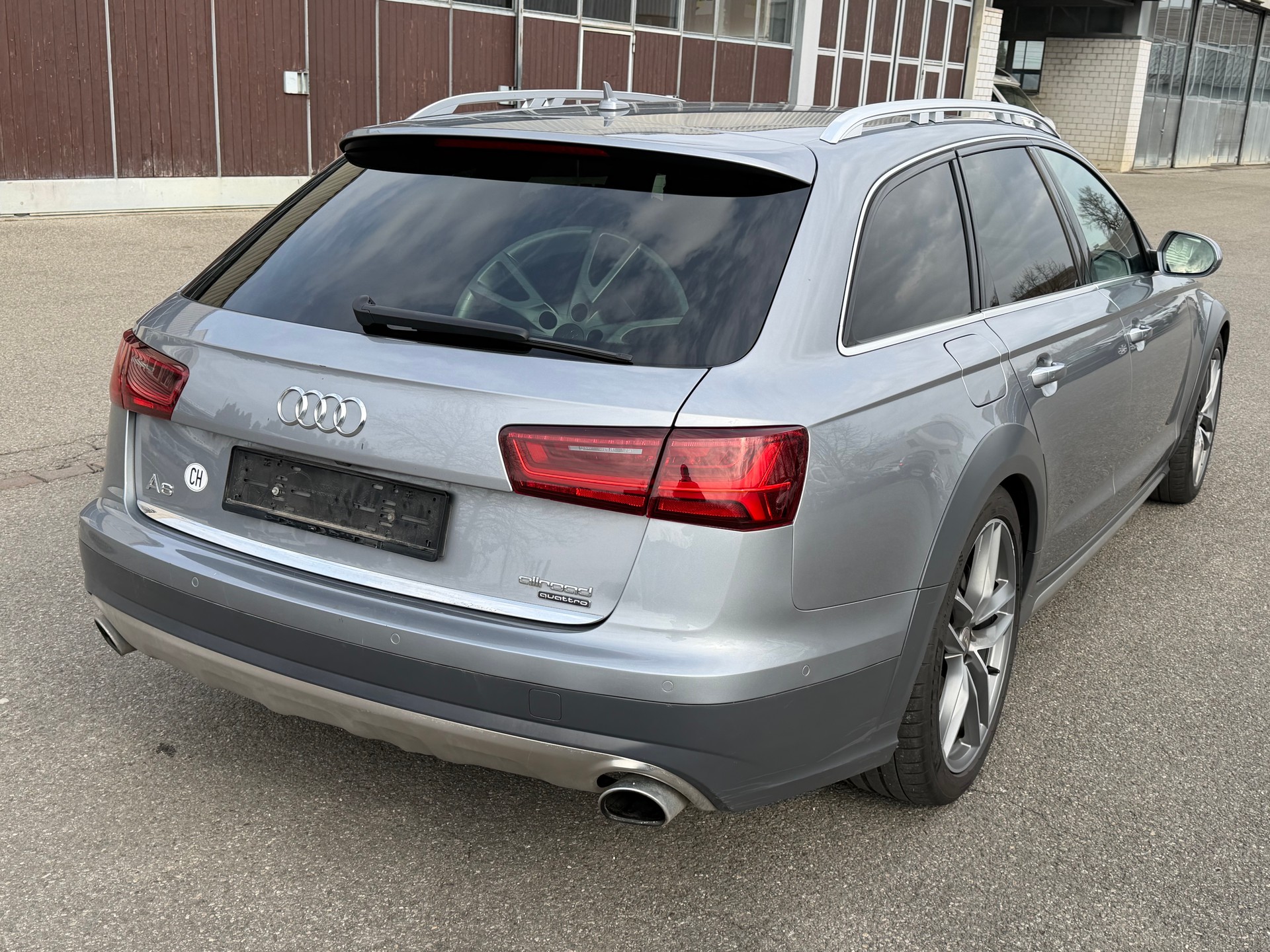 AUDI A6 allroad 3.0 TDI V6 quattro S-tronic-image-5
