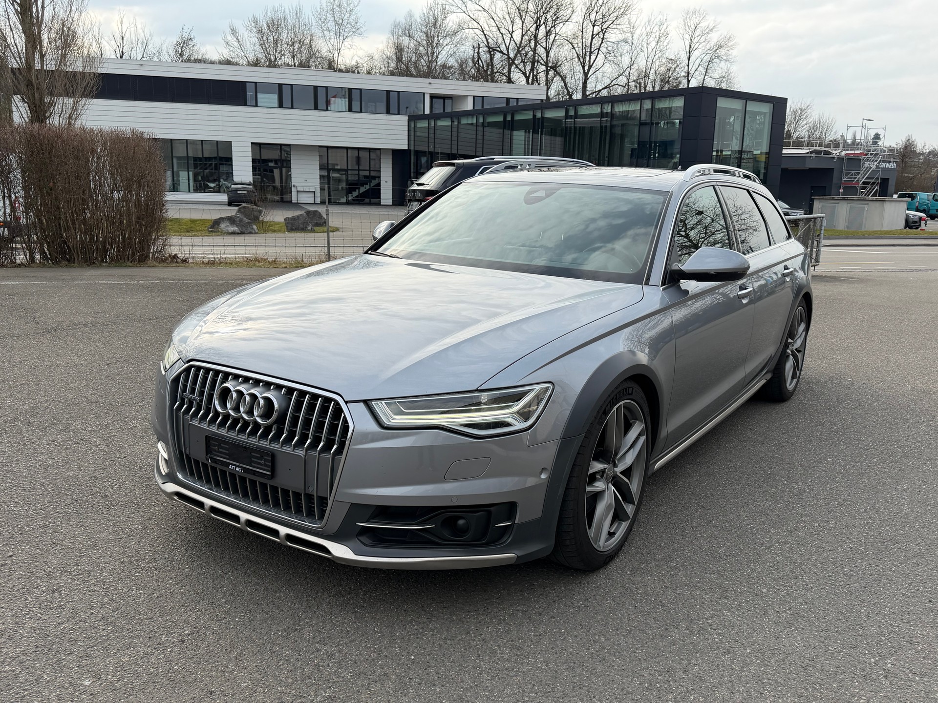 AUDI A6 allroad 3.0 TDI V6 quattro S-tronic-image-4