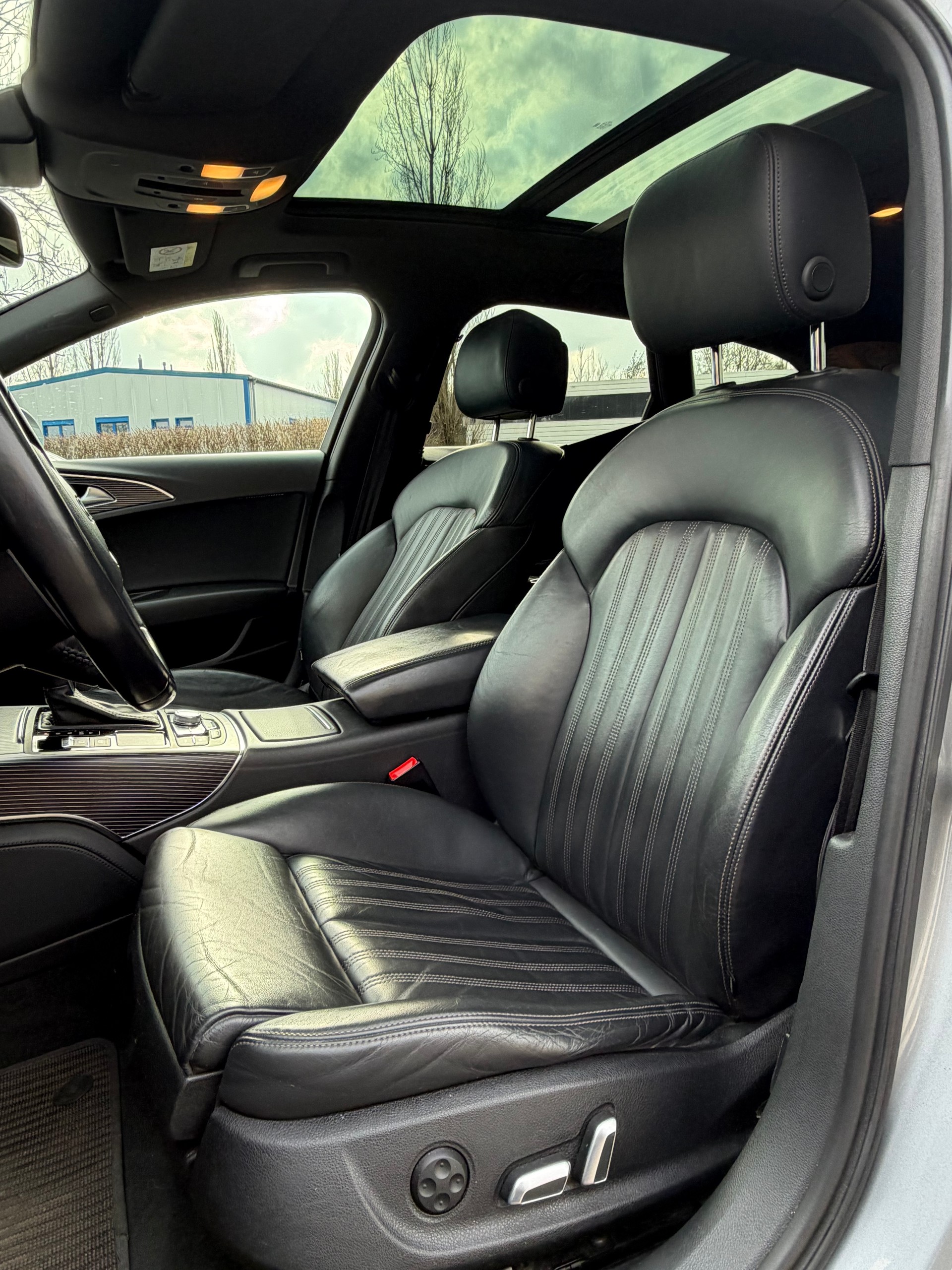 AUDI A6 allroad 3.0 TDI V6 quattro S-tronic-image-11