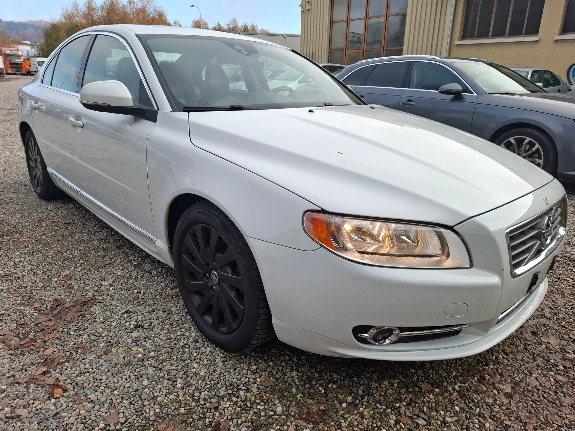 VOLVO S80 D2 Momentum Powershift-image-1