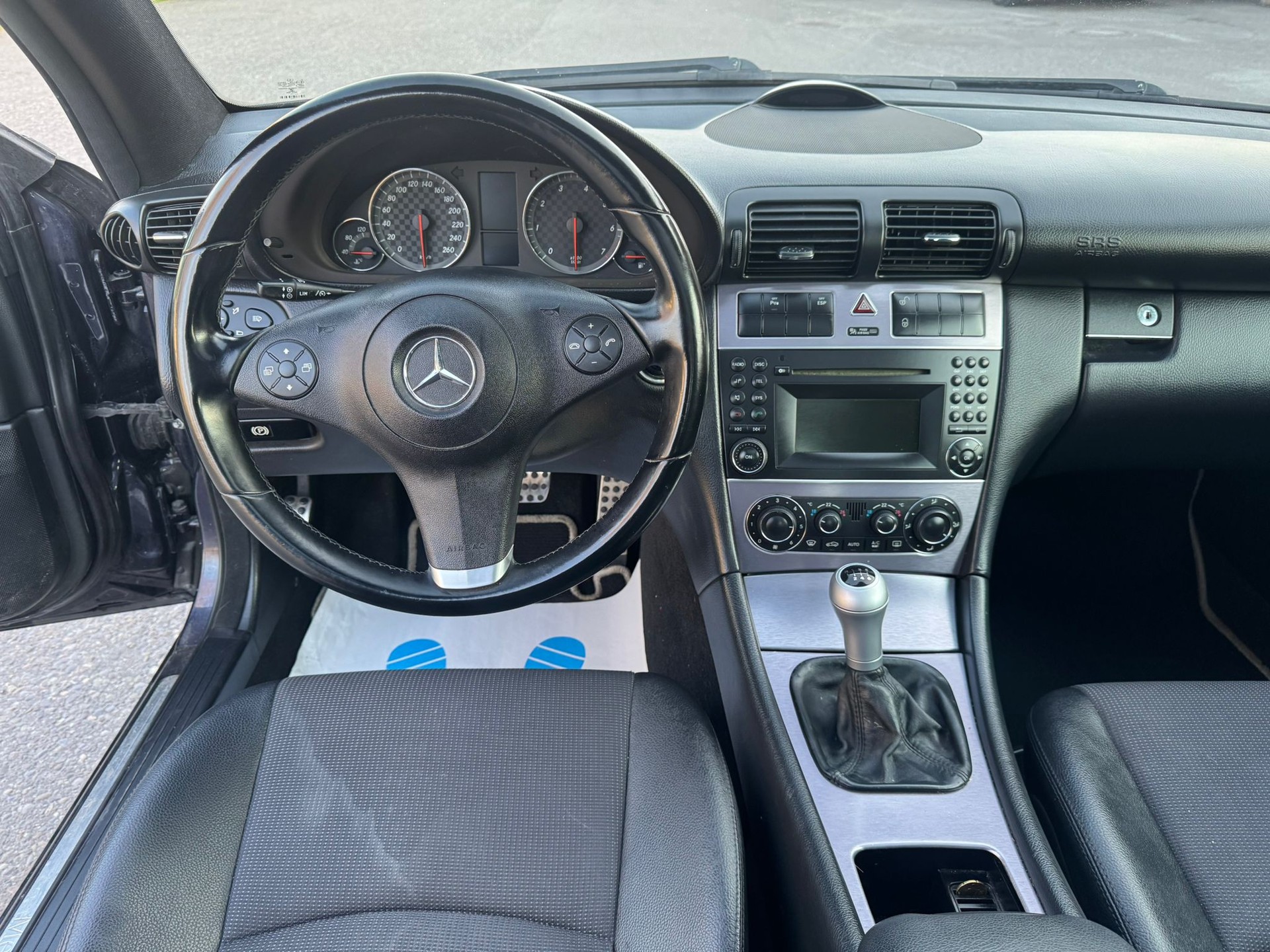 MERCEDES-BENZ CLC 180 Kompressor Sport Star+-image-16