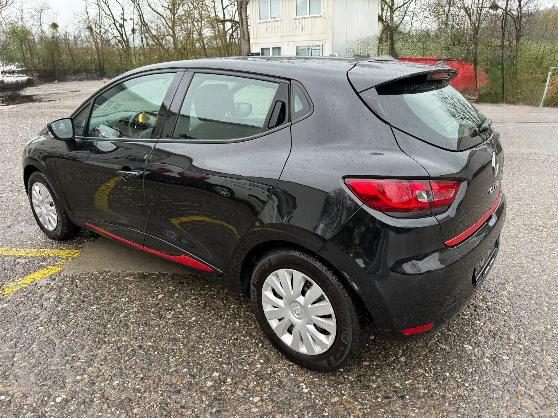 RENAULT Clio 1.5 dCi Dynamique-image-2