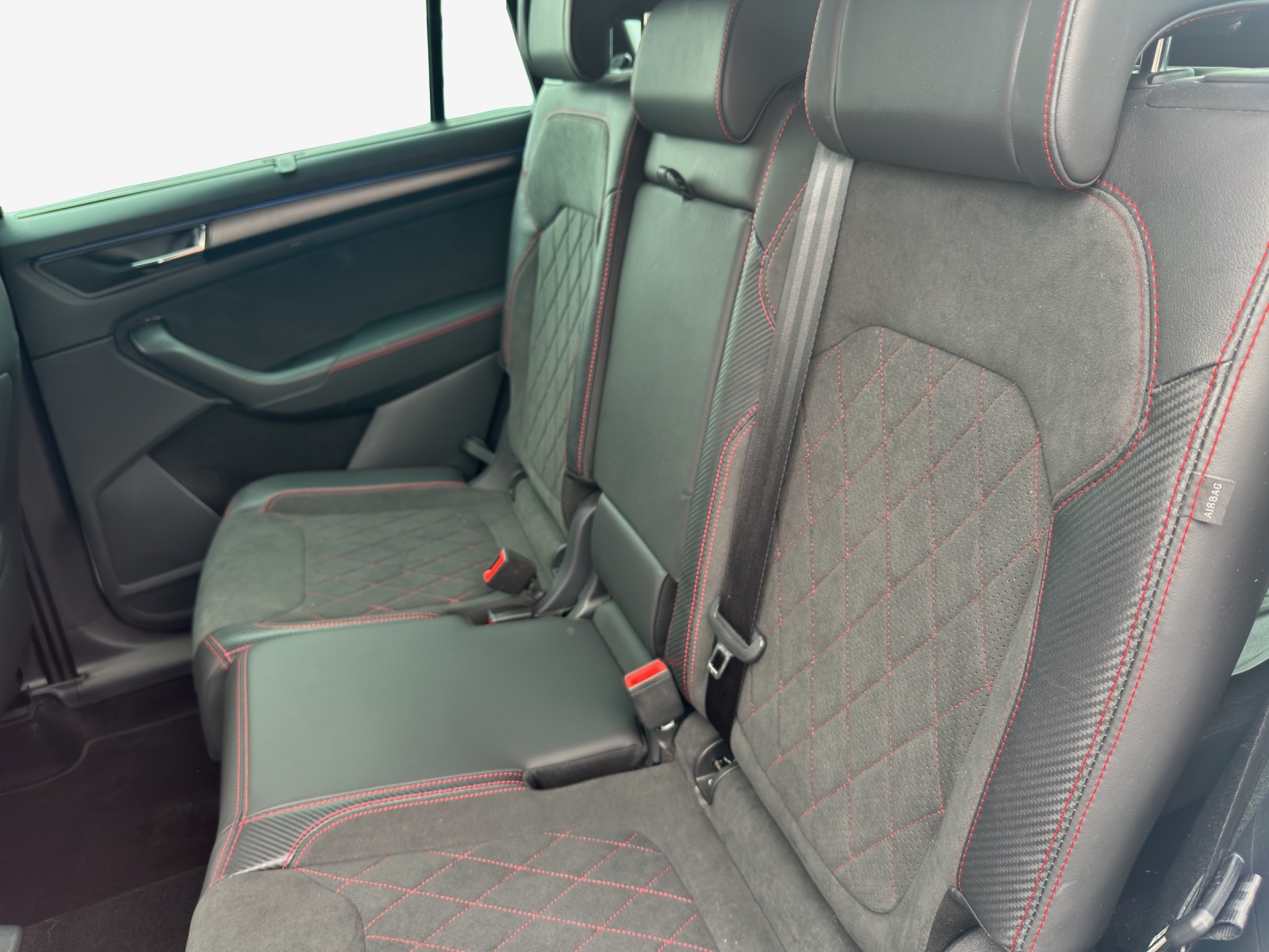 SKODA Kodiaq 2.0 TSI 4x4 RS-image-11