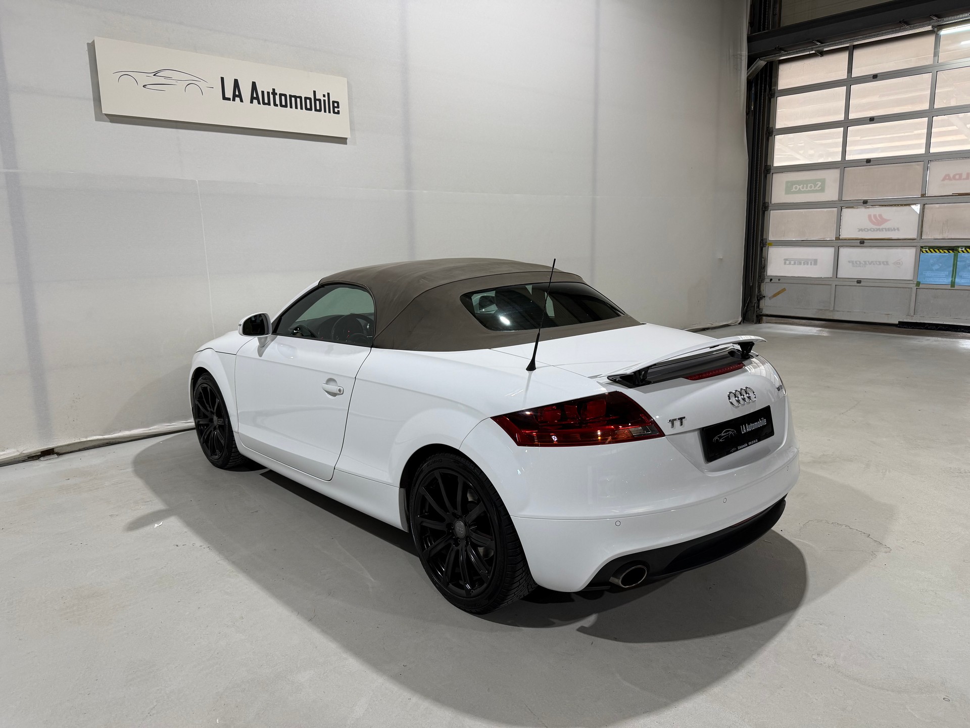 AUDI TT Roadster 2.0 TFSI S-tronic-image-10