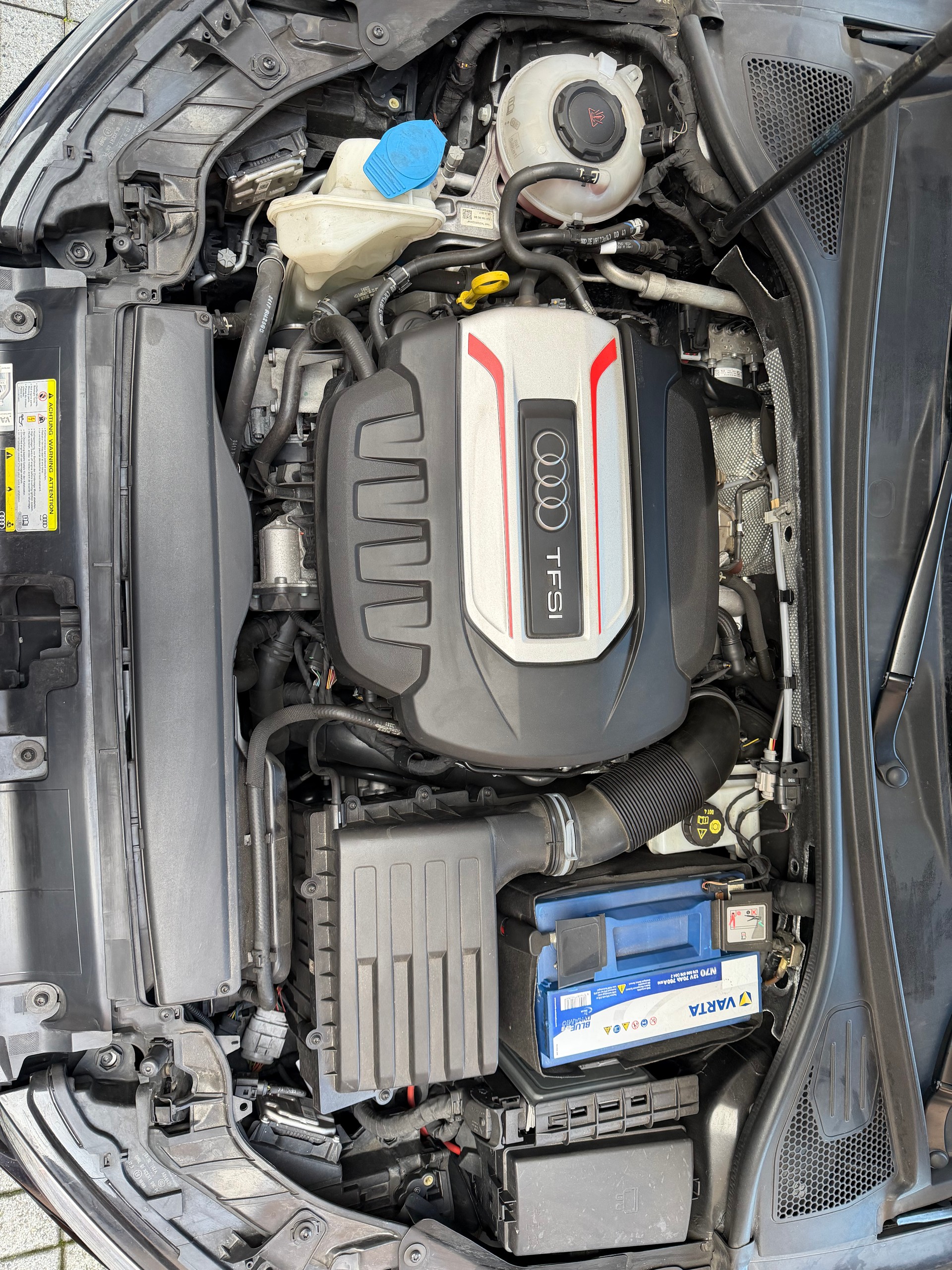 AUDI 2.0 T FSI quattro S-Tronic-image-8